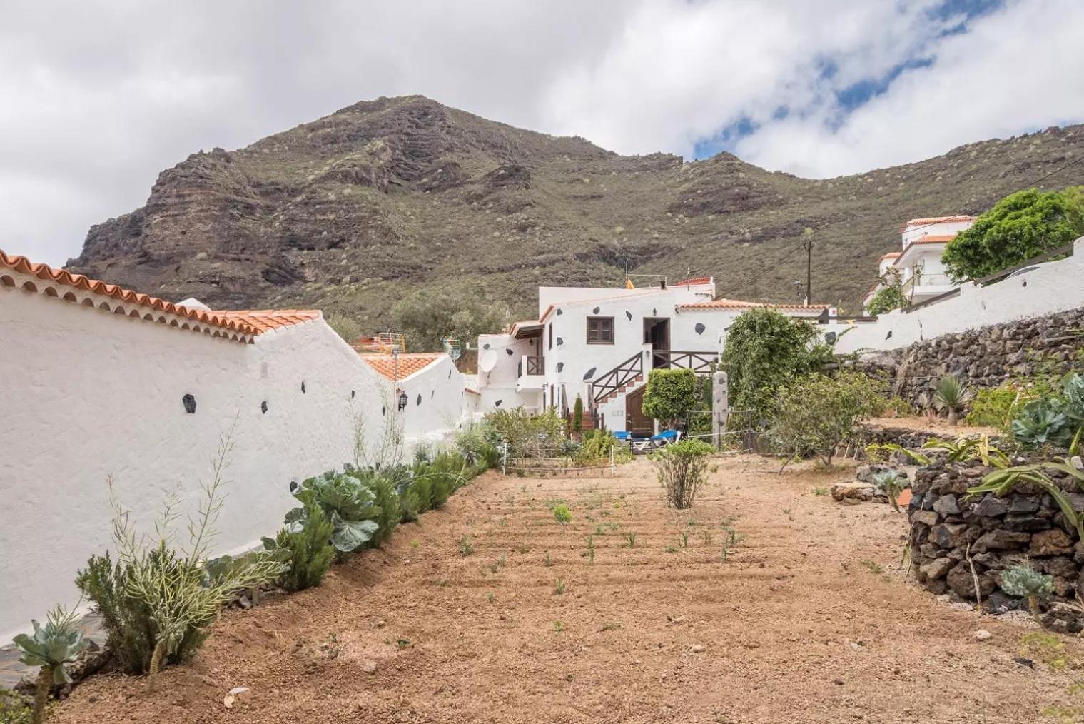 Casa Mercedes, Tamaimo