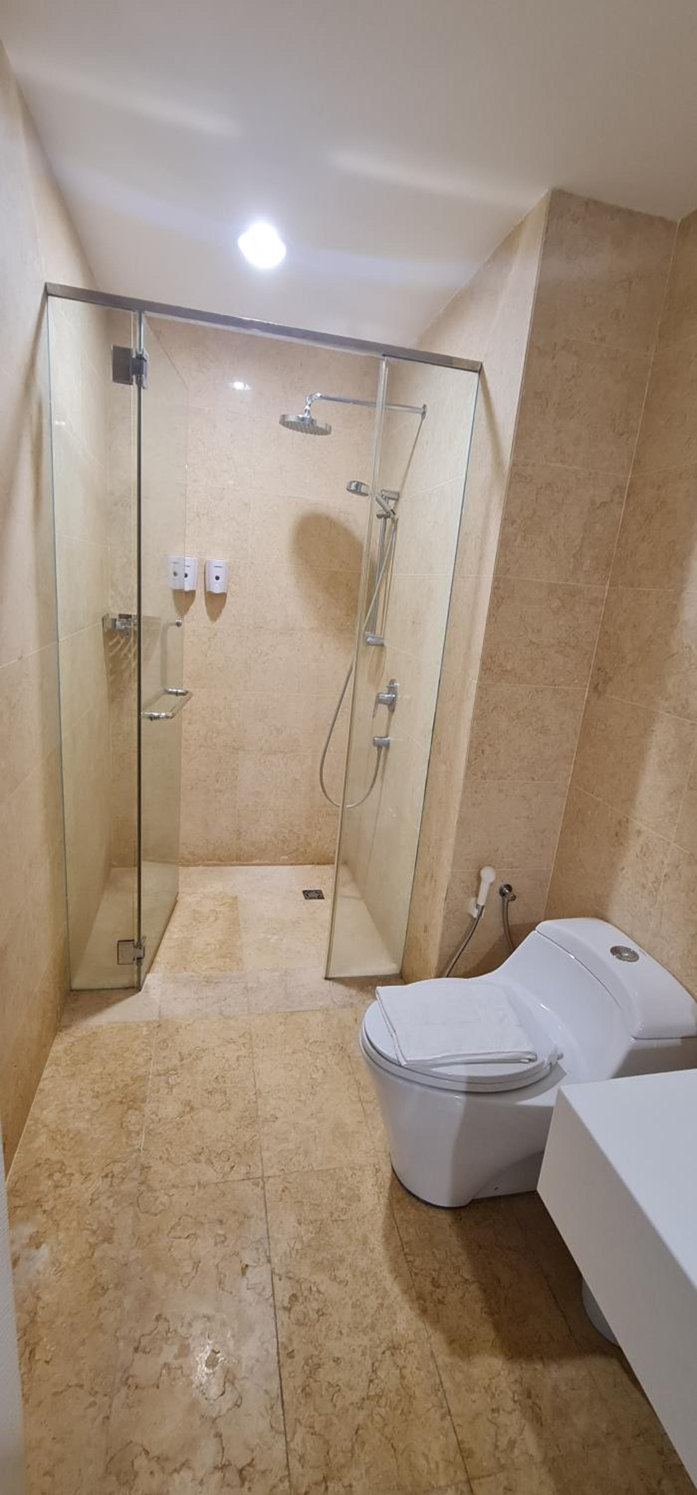 Jazz Service Suites 2 Bedroom 23-3 by Yen's Sojourn photo 6
