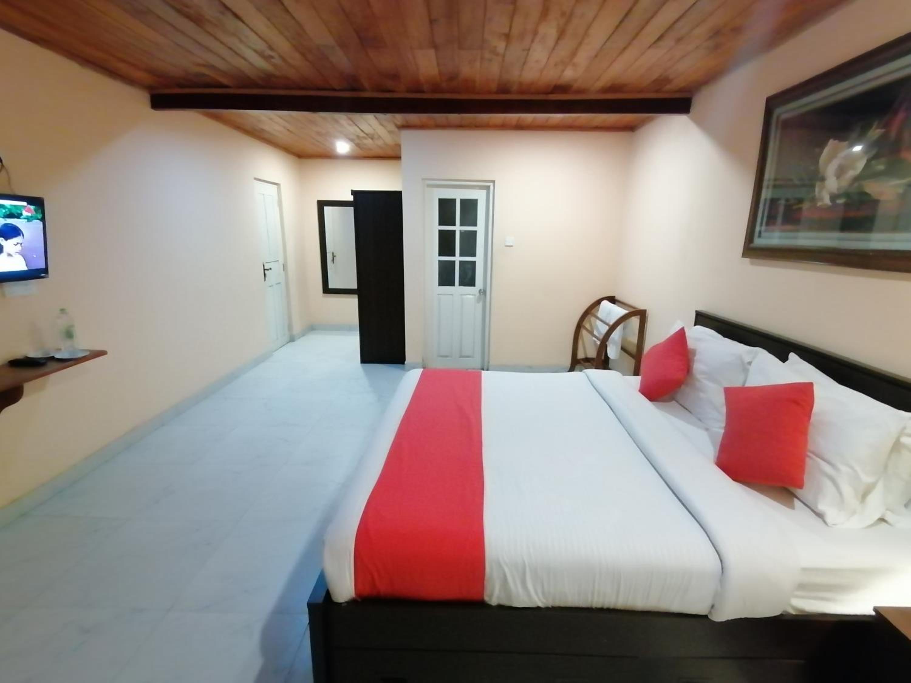 Maha Royal Hotel