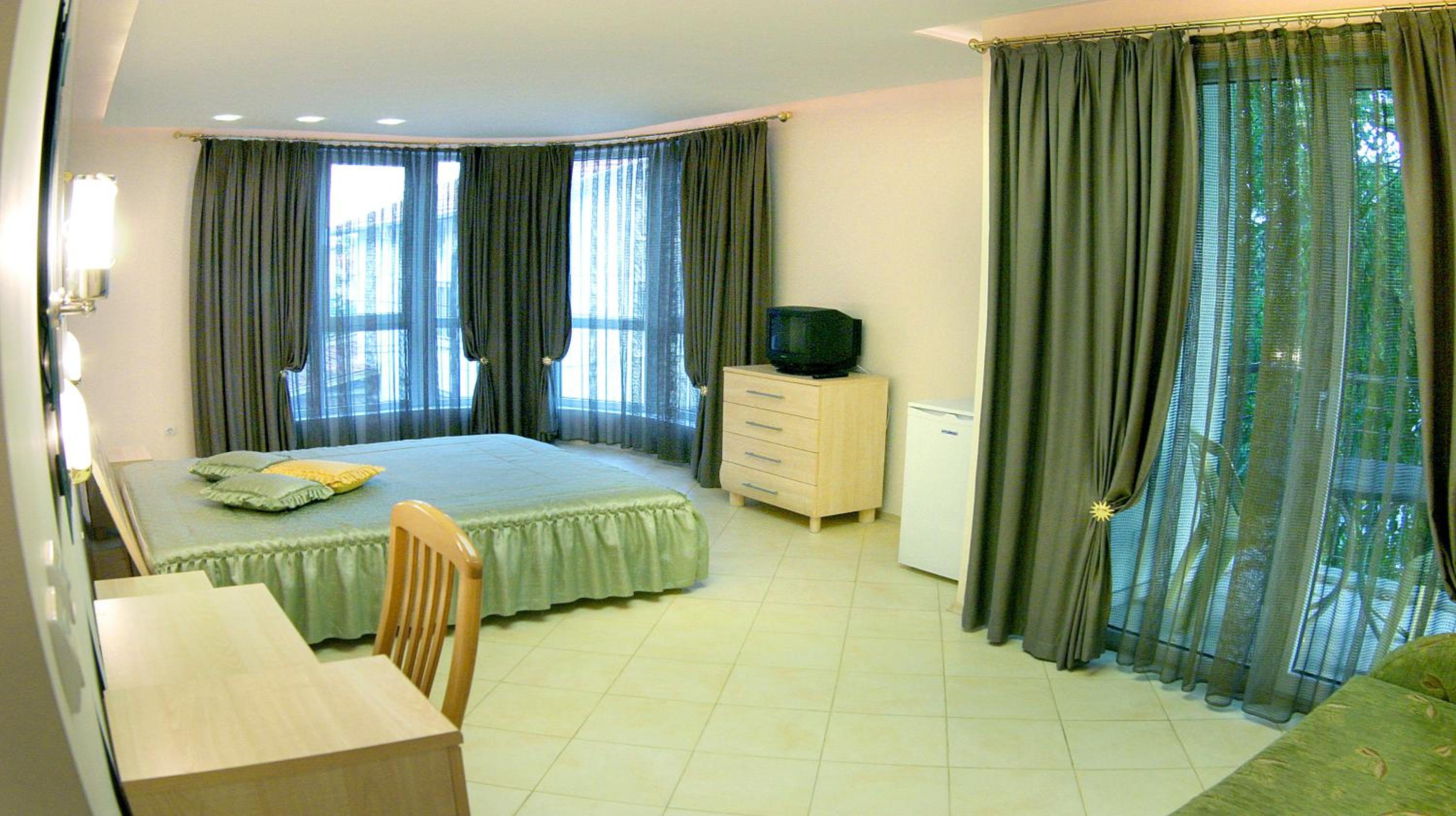 Stela Guest House