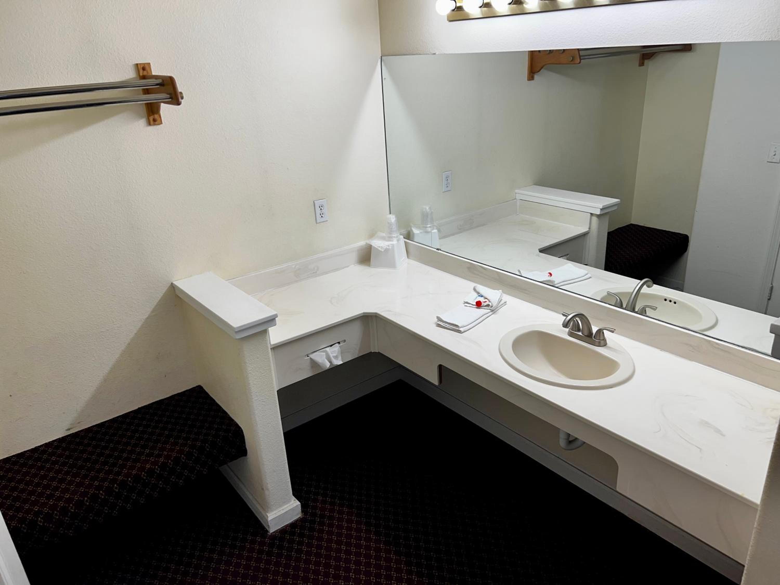 Rodeway Inn - SFI Winnemucca