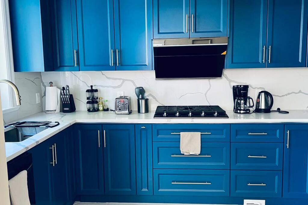 Luxury Loft style one bedroom vocational home in Beautiful Gordon Head