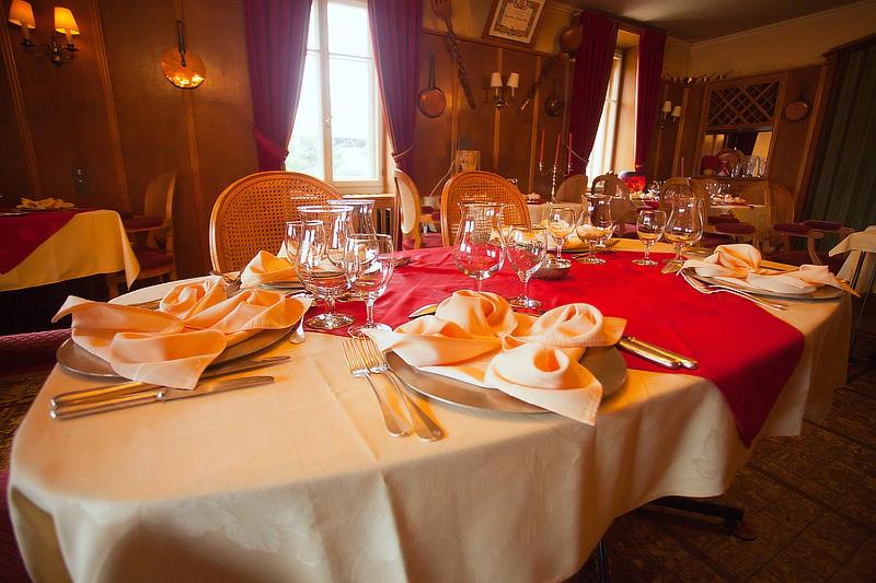 restaurant