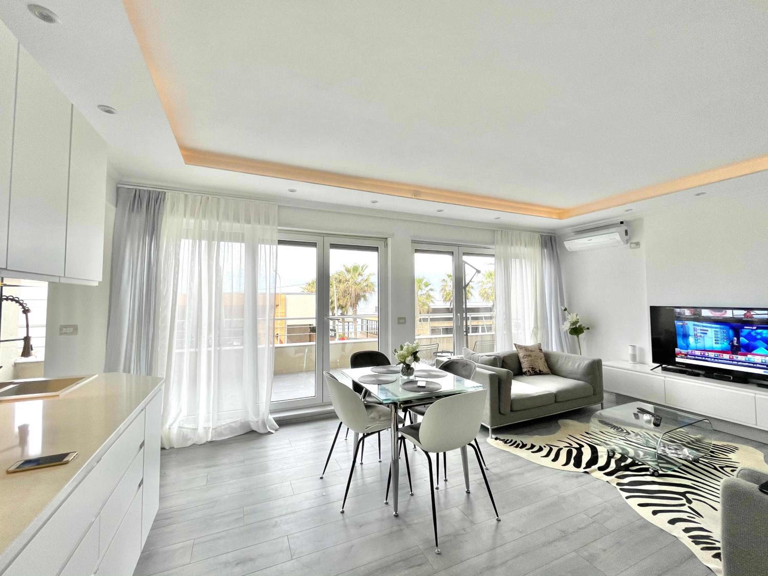 Durres Currila RELAX Beach Lifestyle