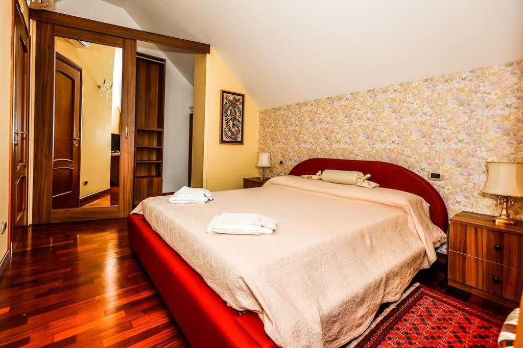 Prestigioso appartamento di 70mq vicino Milano view 2