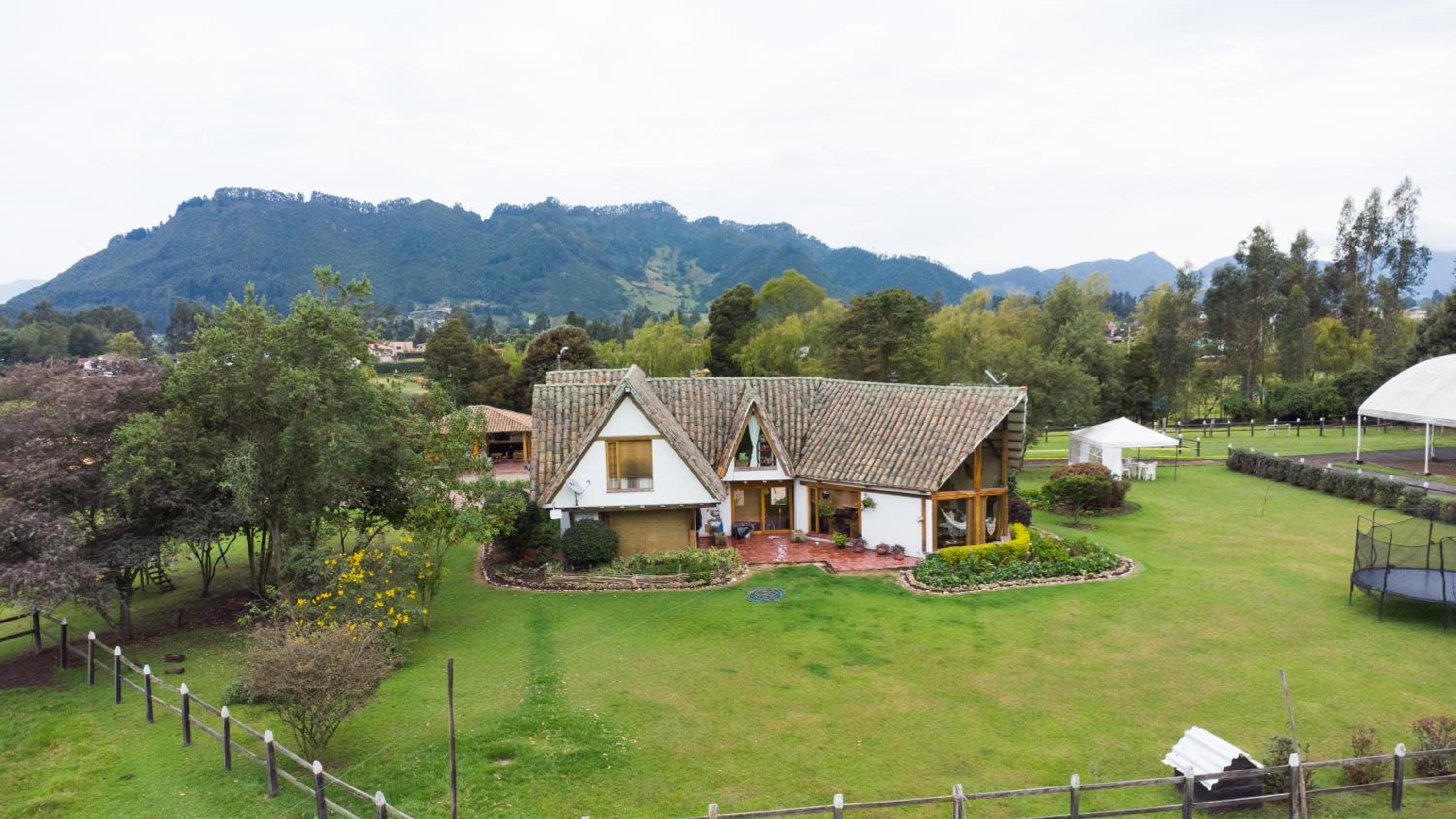 Hotel La Isabela Estancia Ecuestre - Image 1