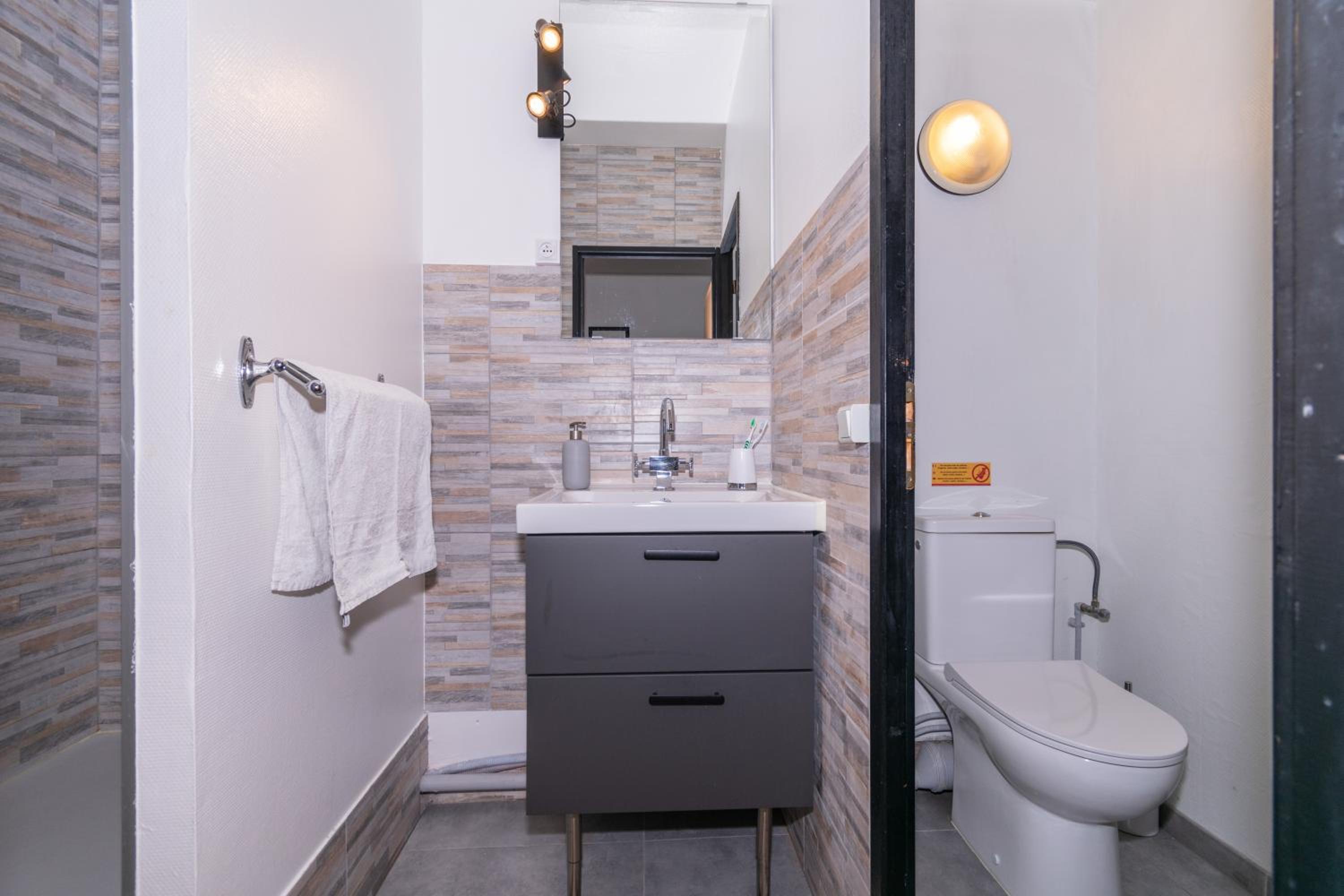 Private & Comfortable Apartments