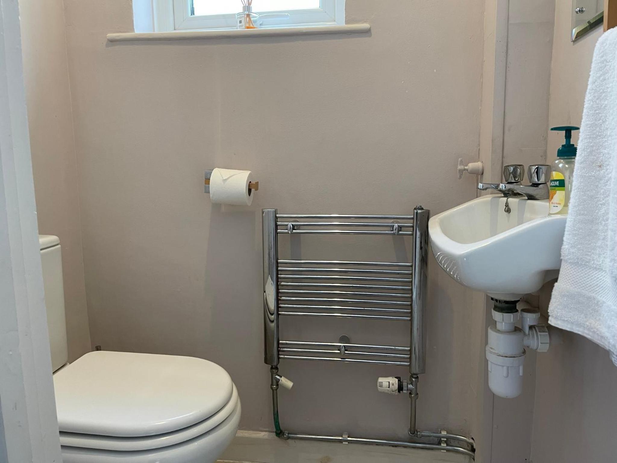 Oxford Vacations - The Oxford Abode - 3-Bedroom House - large garden free parking - Property Image 28