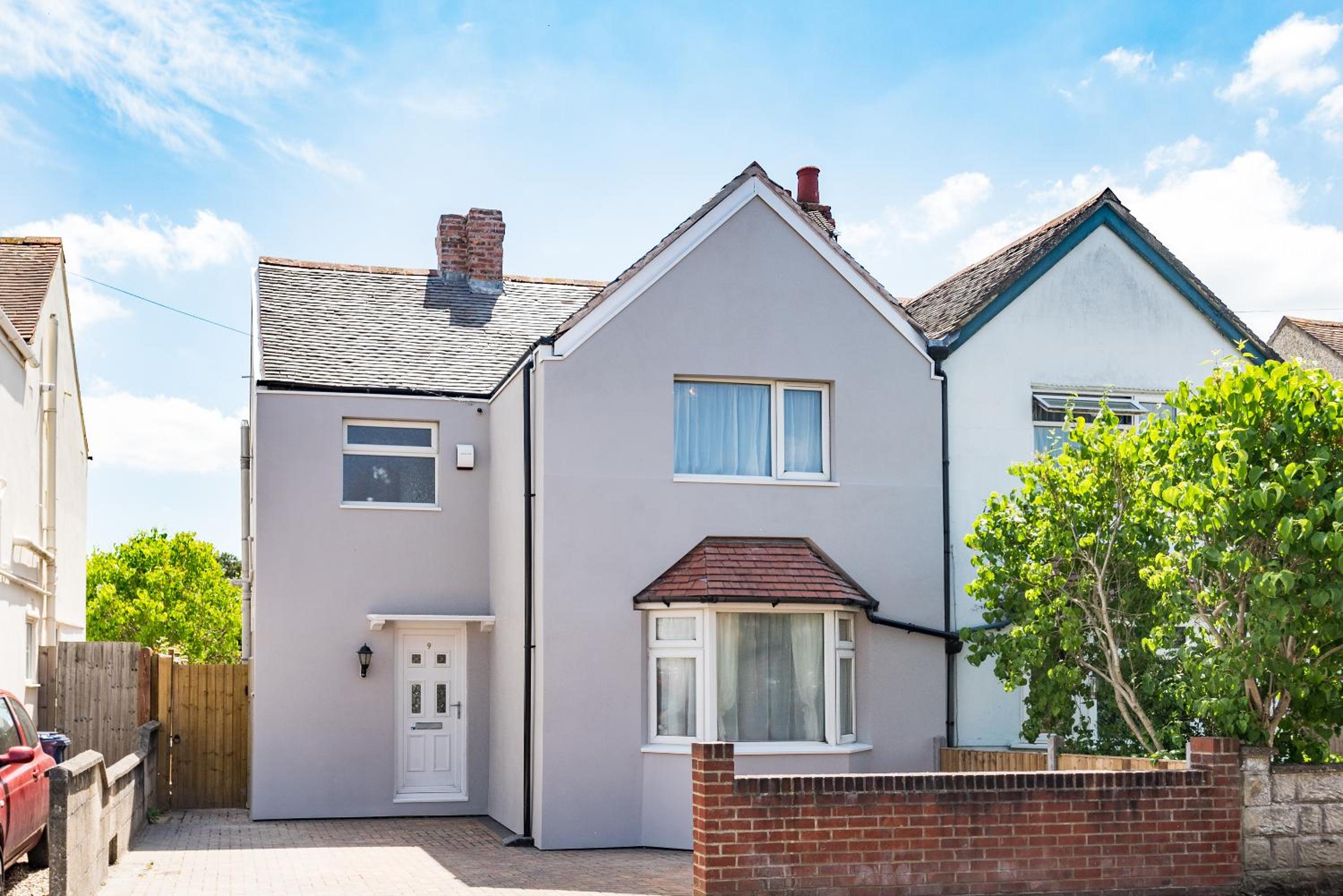 Oxford Vacations - The Oxford Abode - 3-Bedroom House - large garden free parking - Property Image 1
