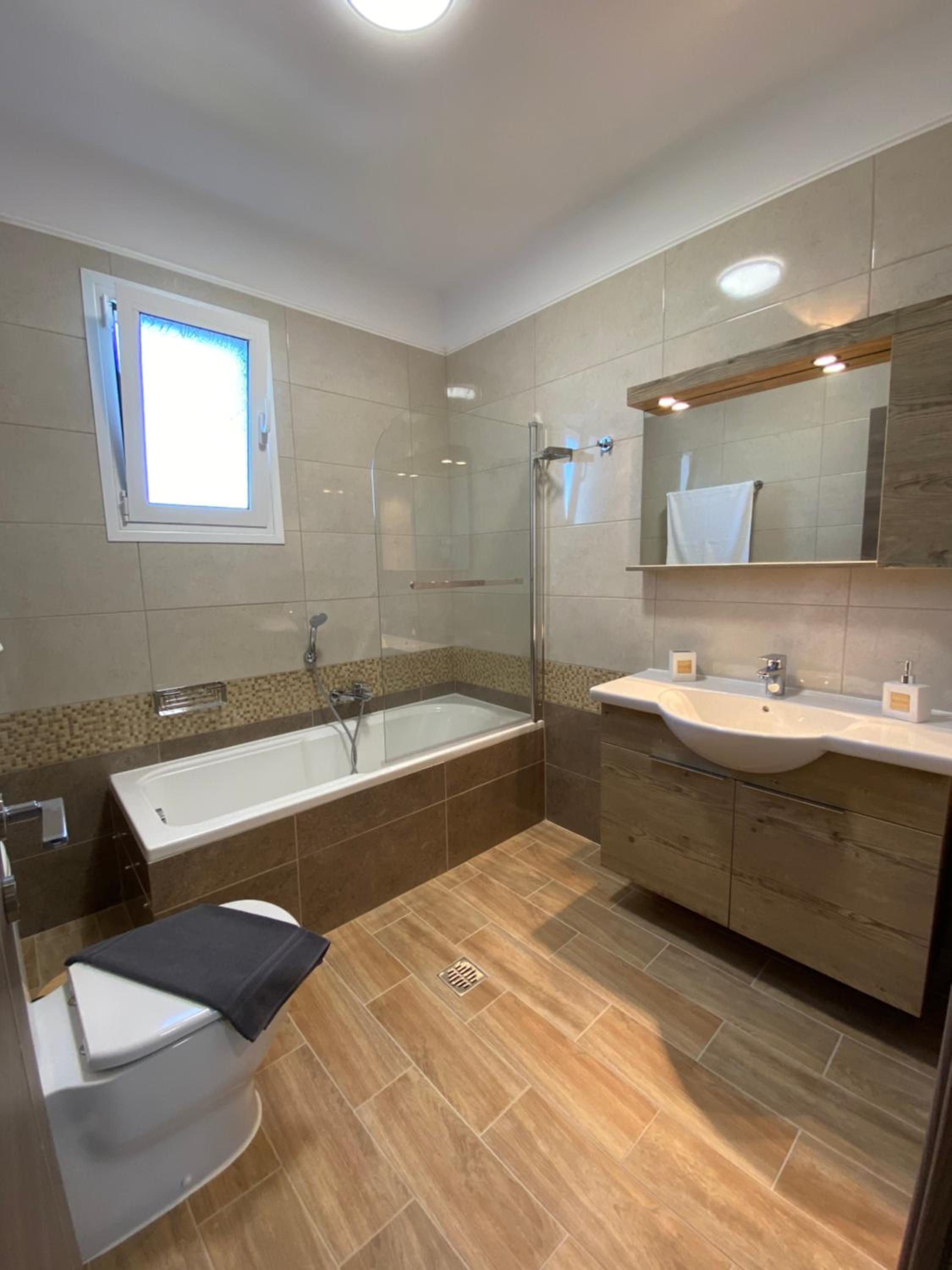 Tasos Cozy Apartment 2nd Floor
