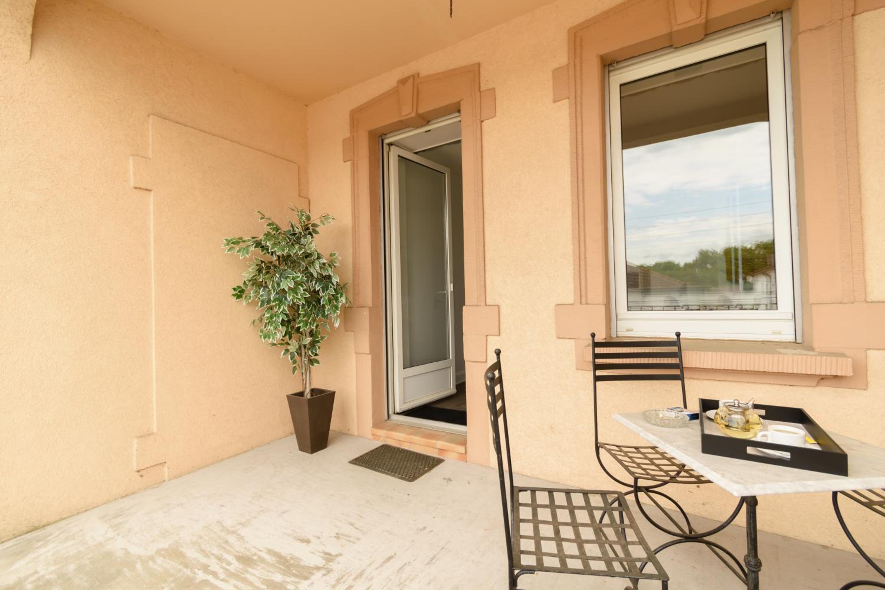 Private & Comfortable Apartments