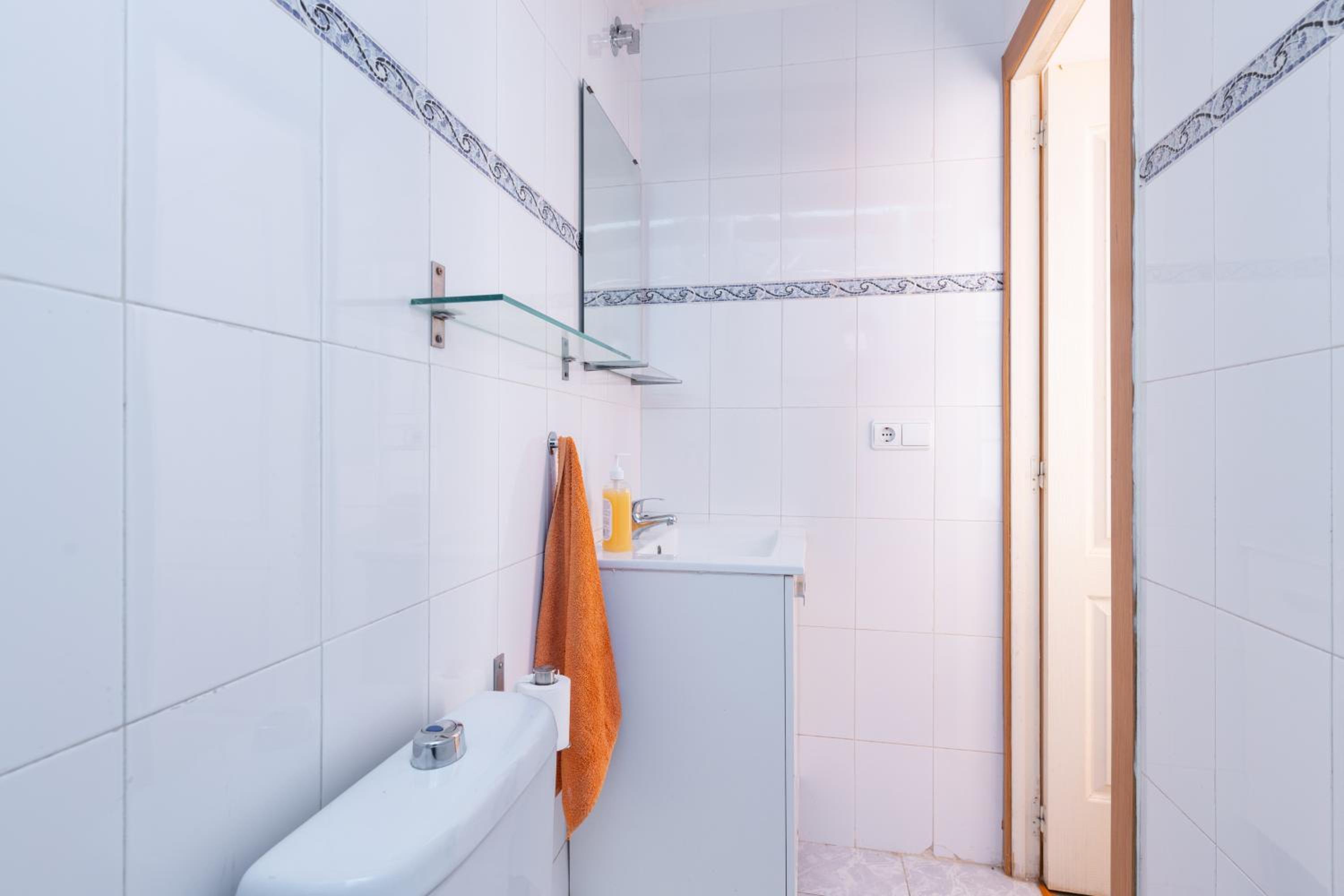 ApartEasy - Central Gracia Apartments