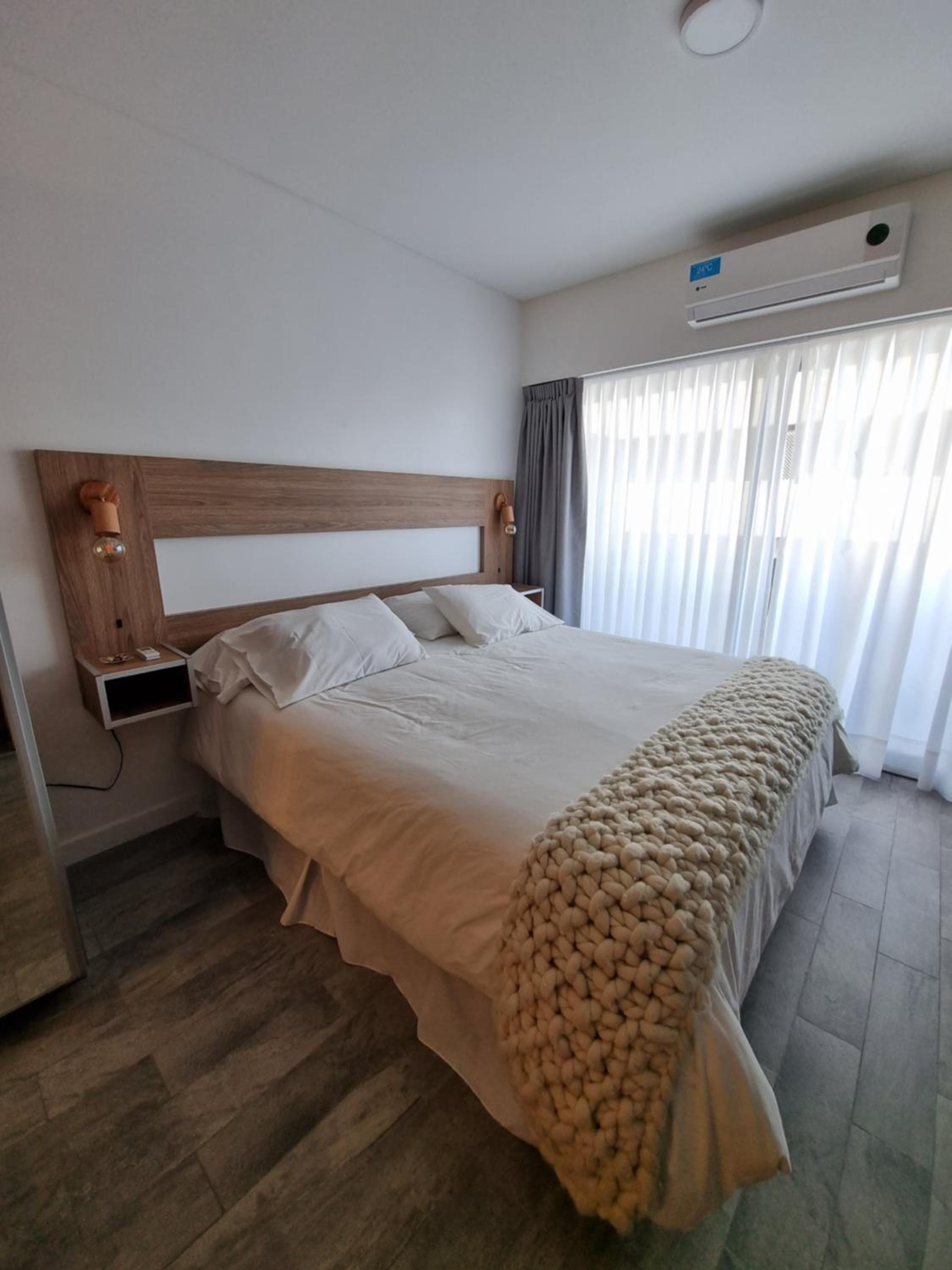 Moon House San Telmo