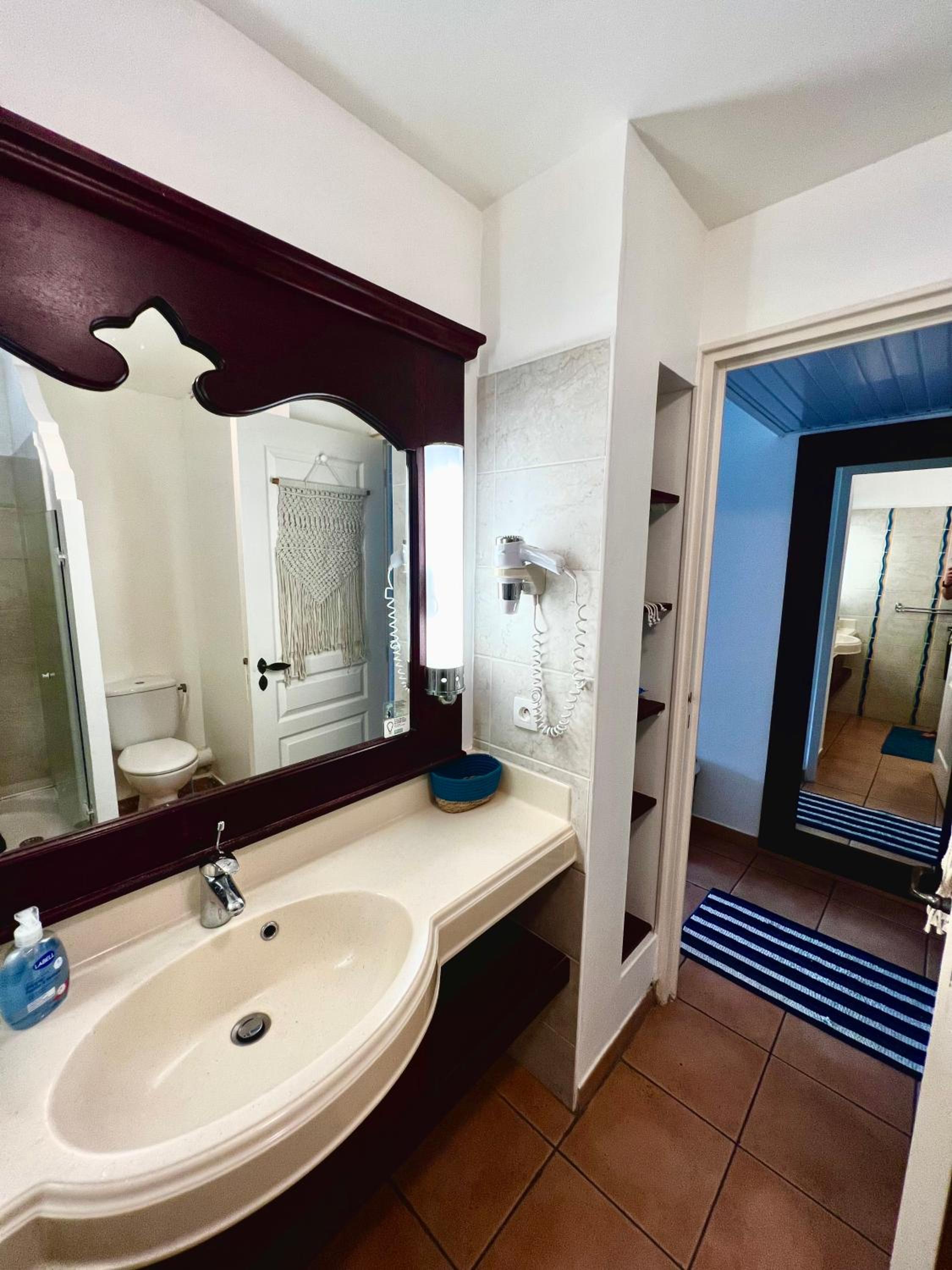 BEAU STUDIO RENOVE AU SEIN D'UN MAGNIFIQUE COMPLEXE HOTELIER