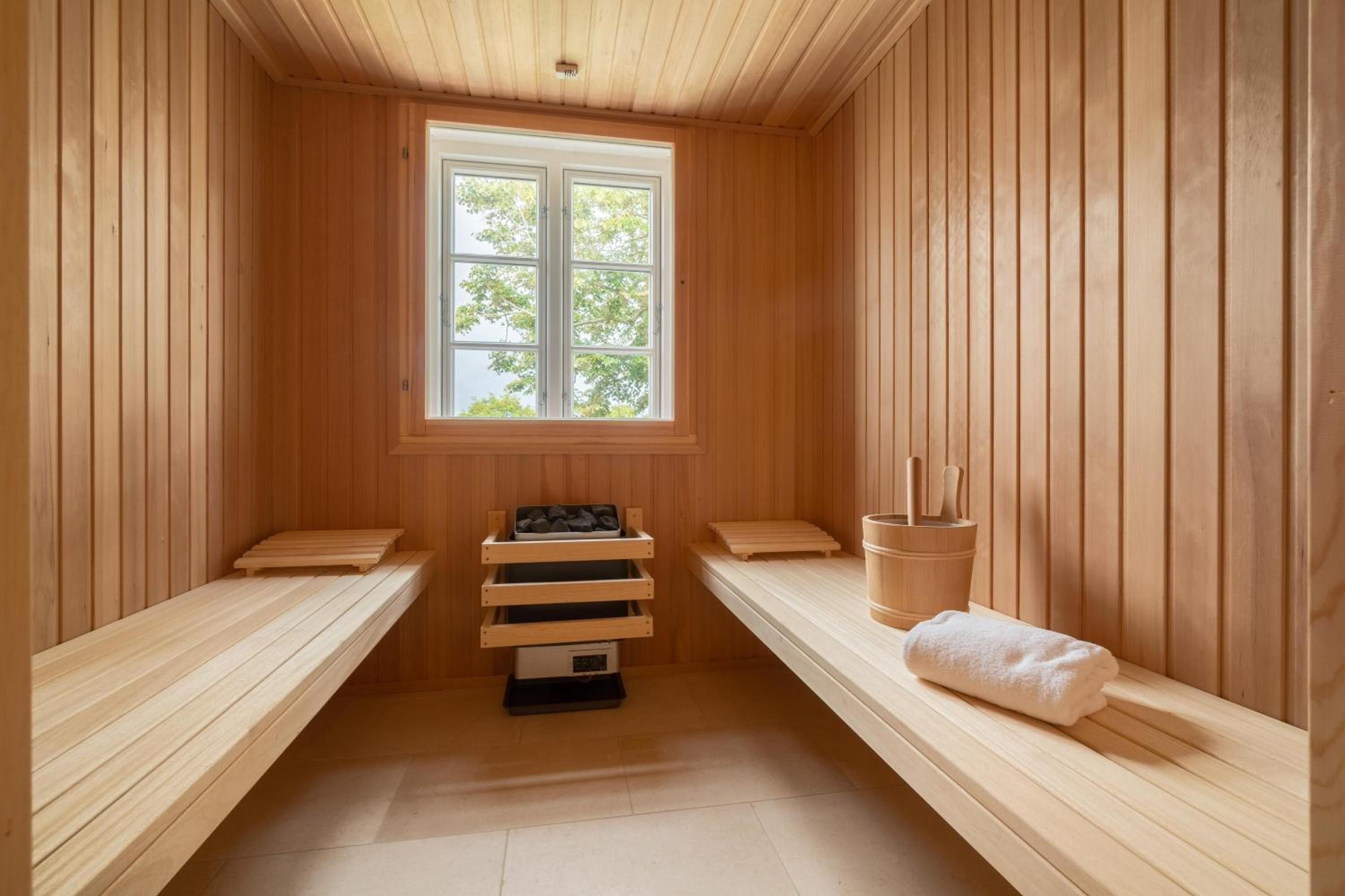 Caras Hus