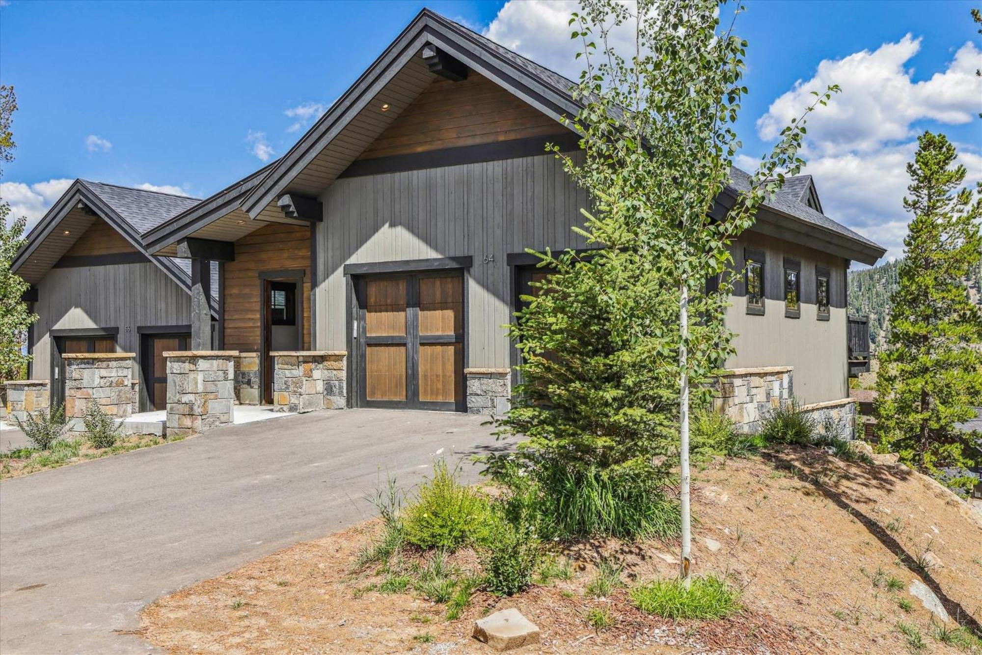Wolverine Lookout townhouse