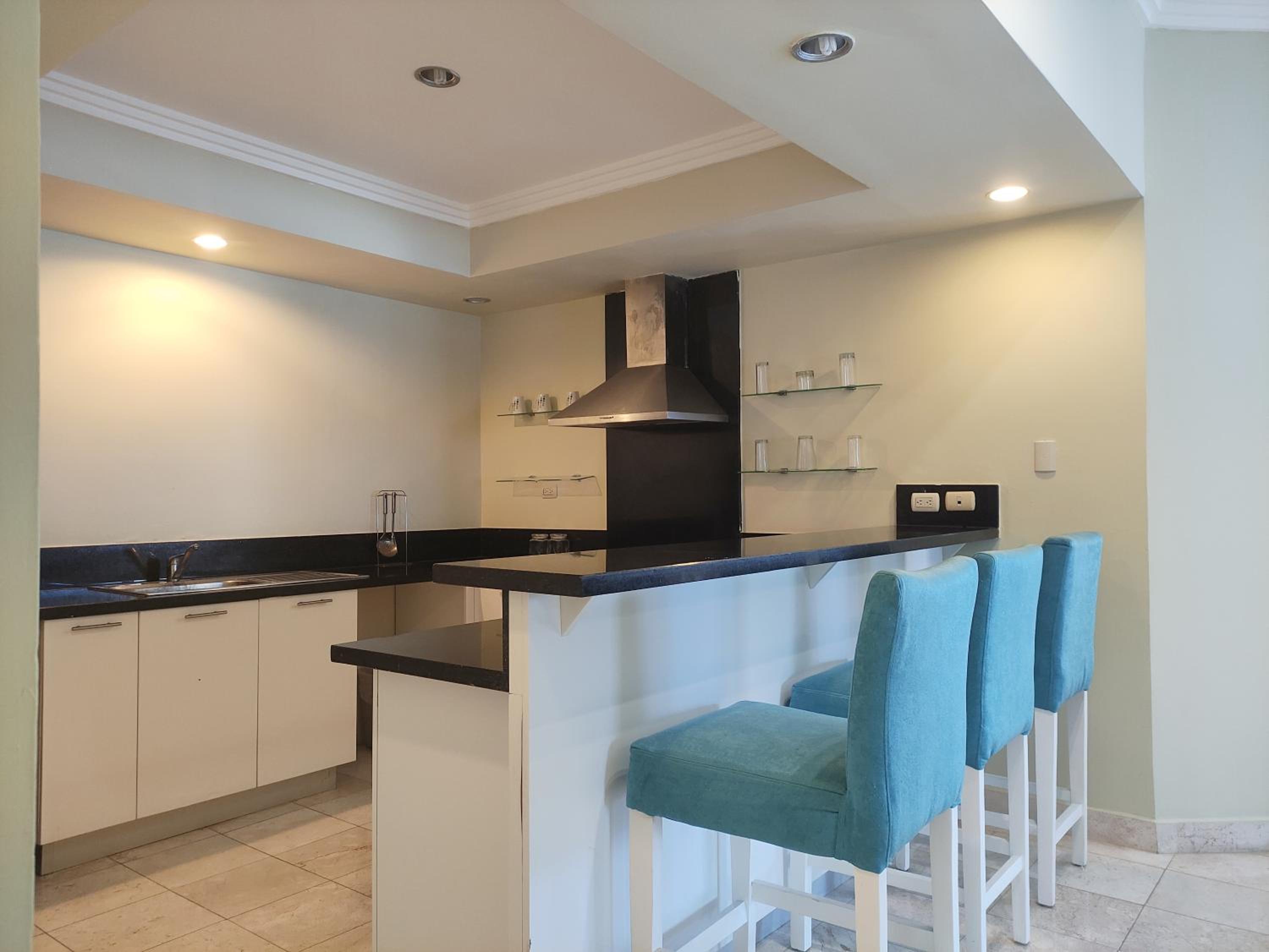 Chic Beachfront Apartment - Private Beach Access view 4
