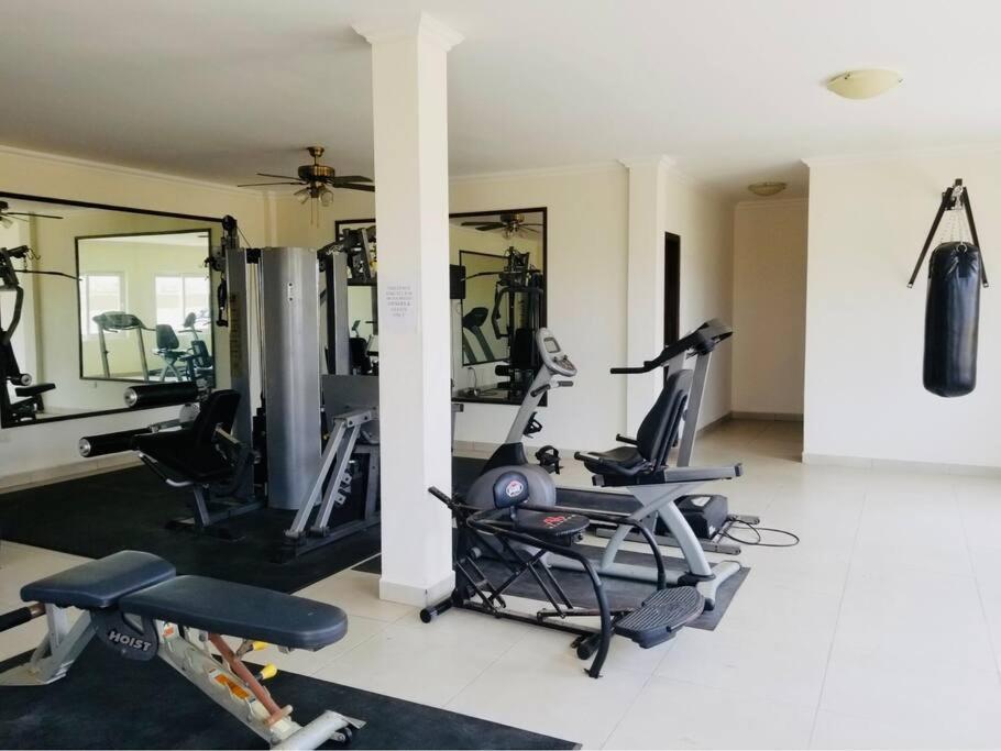 Eagle Beach Aruba Breeze Condominium Lime