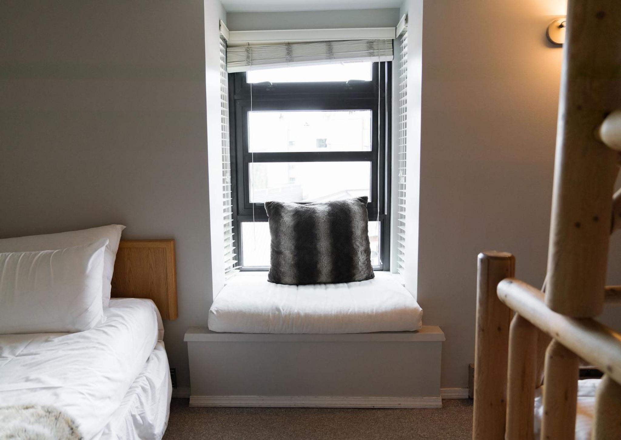 Gibbons Life Accommodations