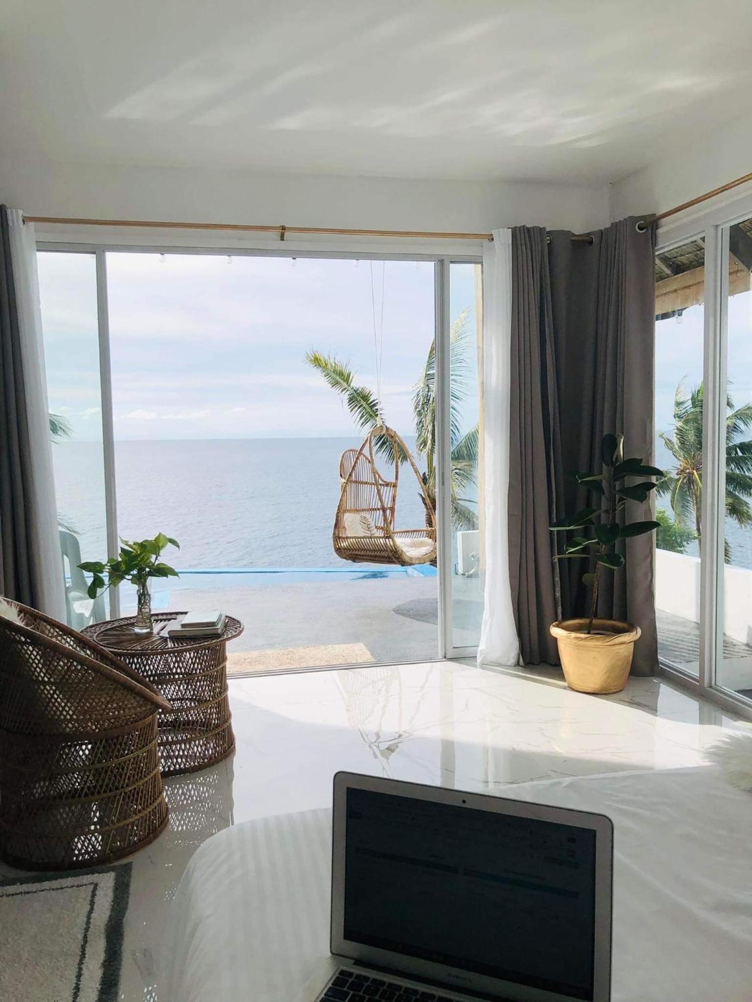 Bintana Sa Paraiso
