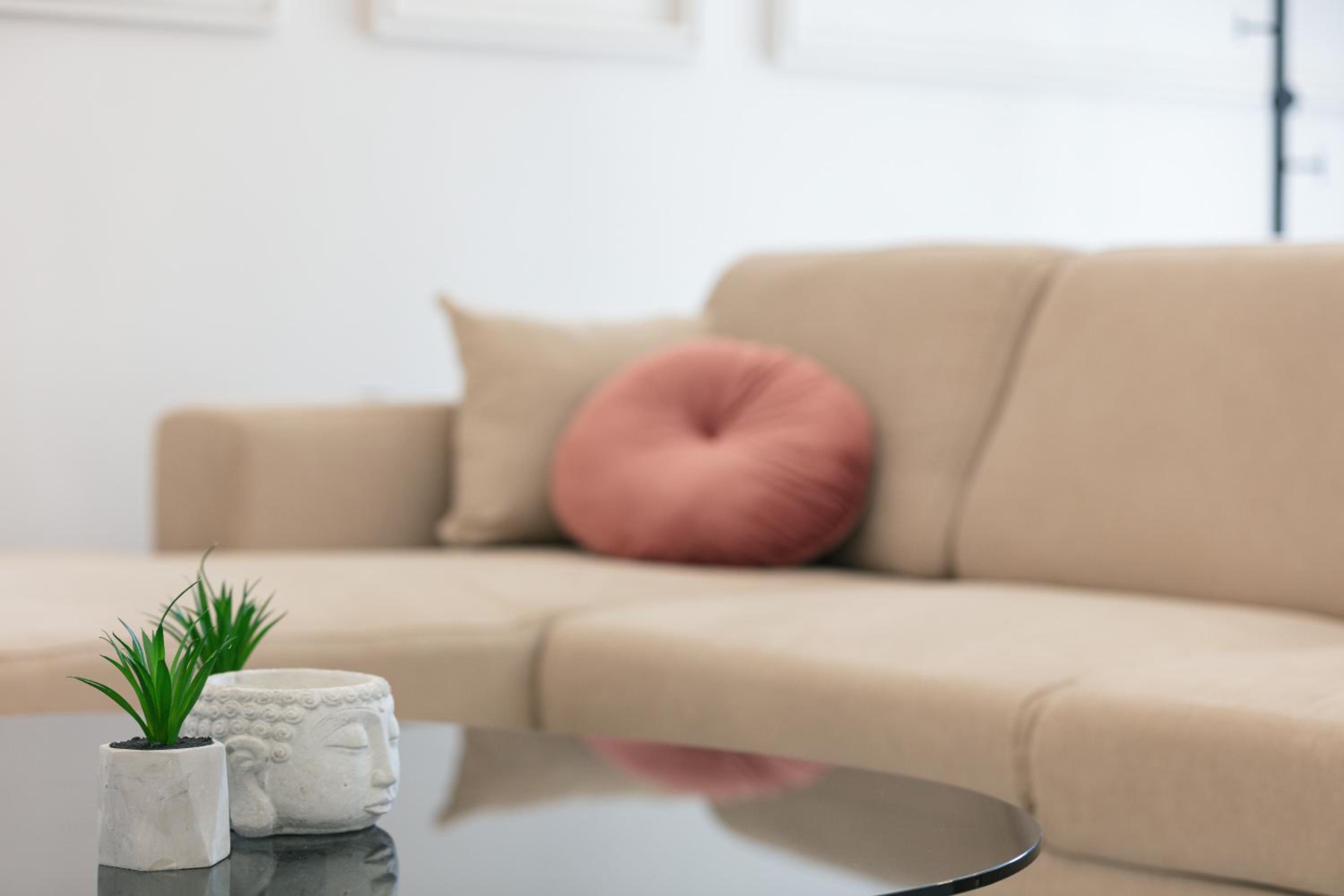 Kalopsia Home