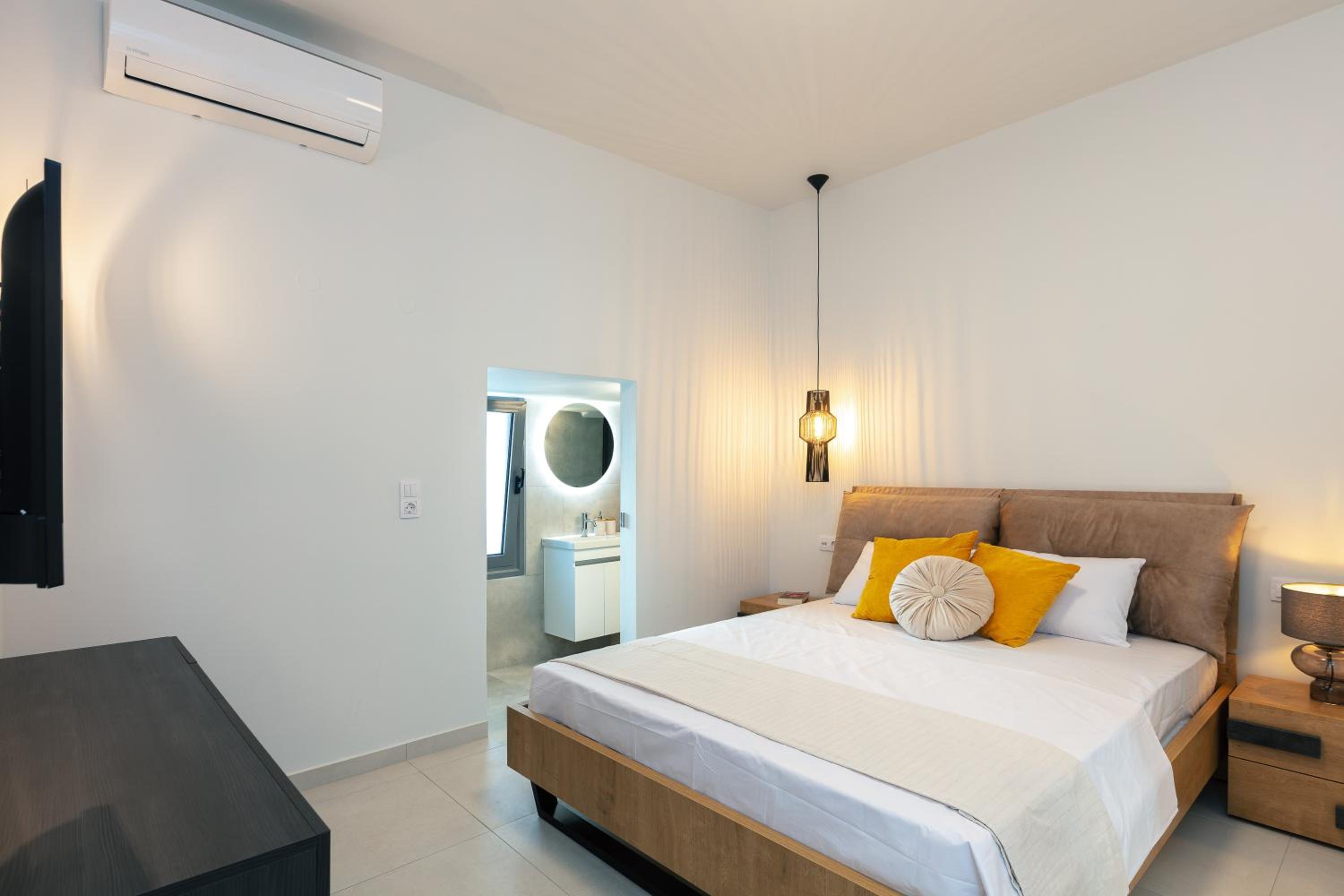 Kalopsia Home