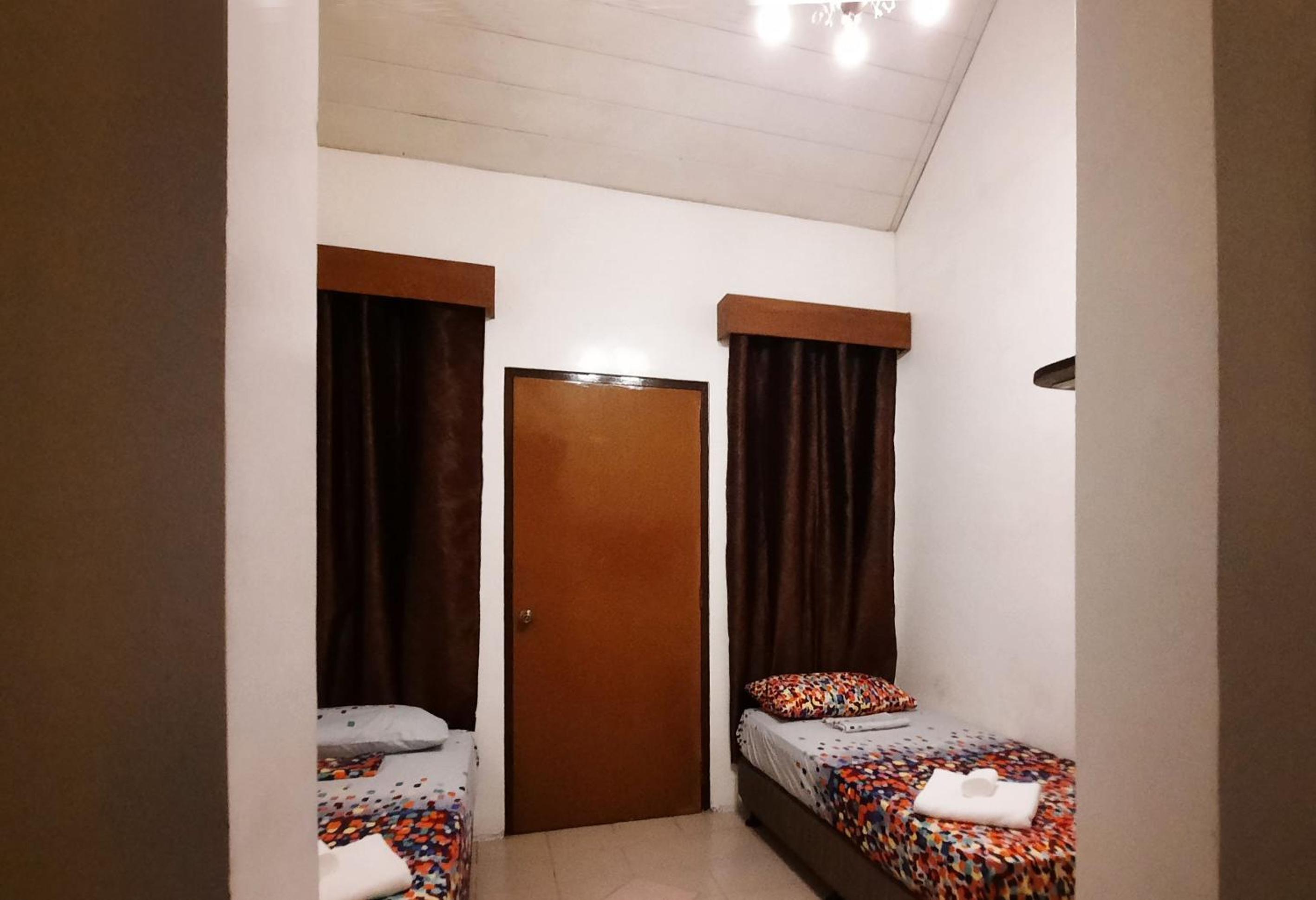 Zillion Pavilion Family & Business Hotel