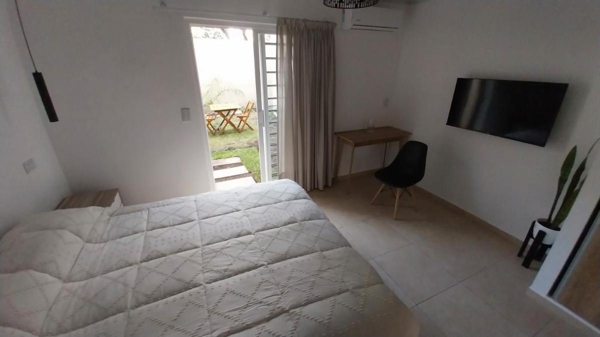 Adrogue Apartment Ezeiza Airport Shuttle 24hs