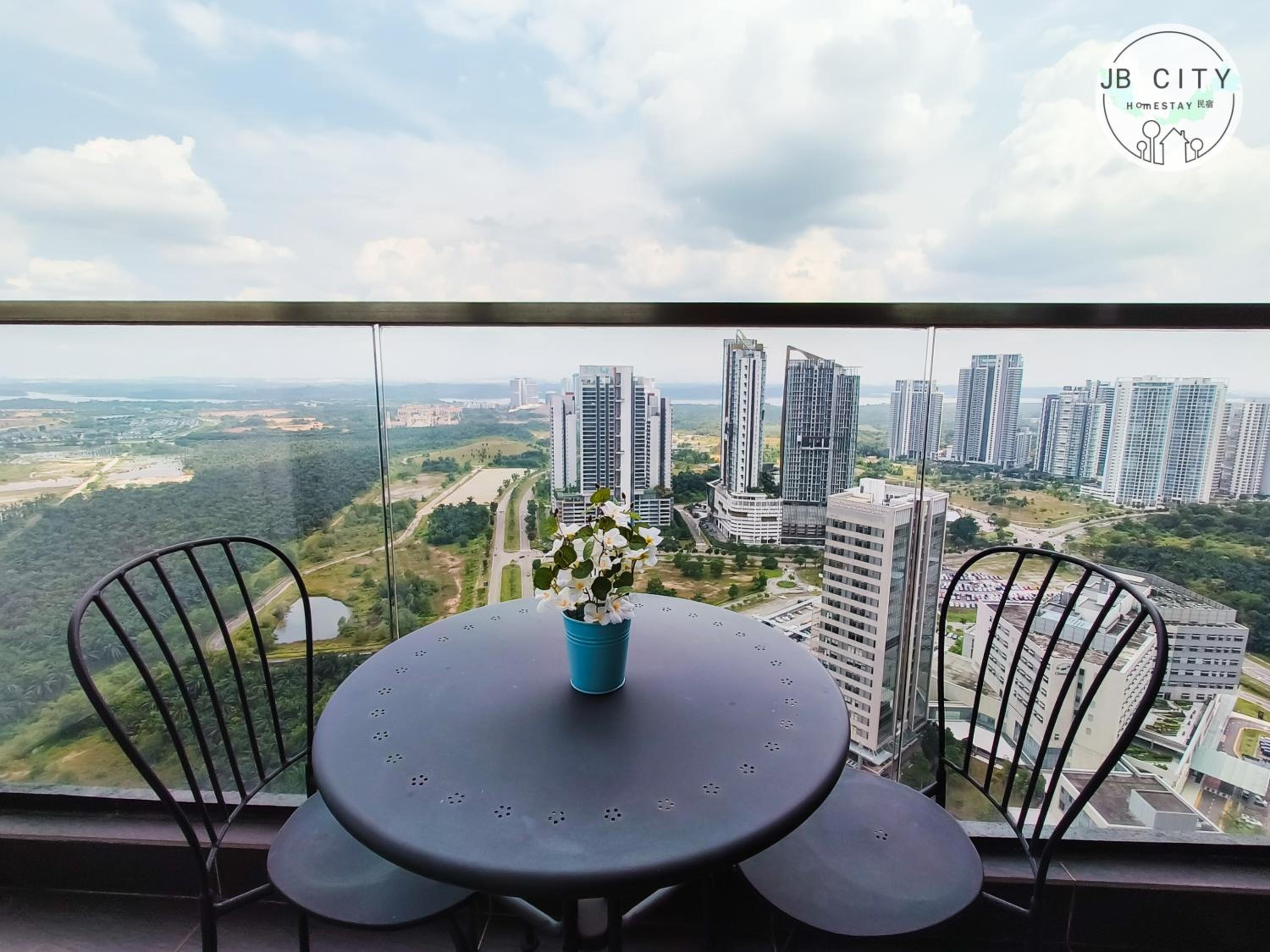 D'Pristine Suites by RR JBcity