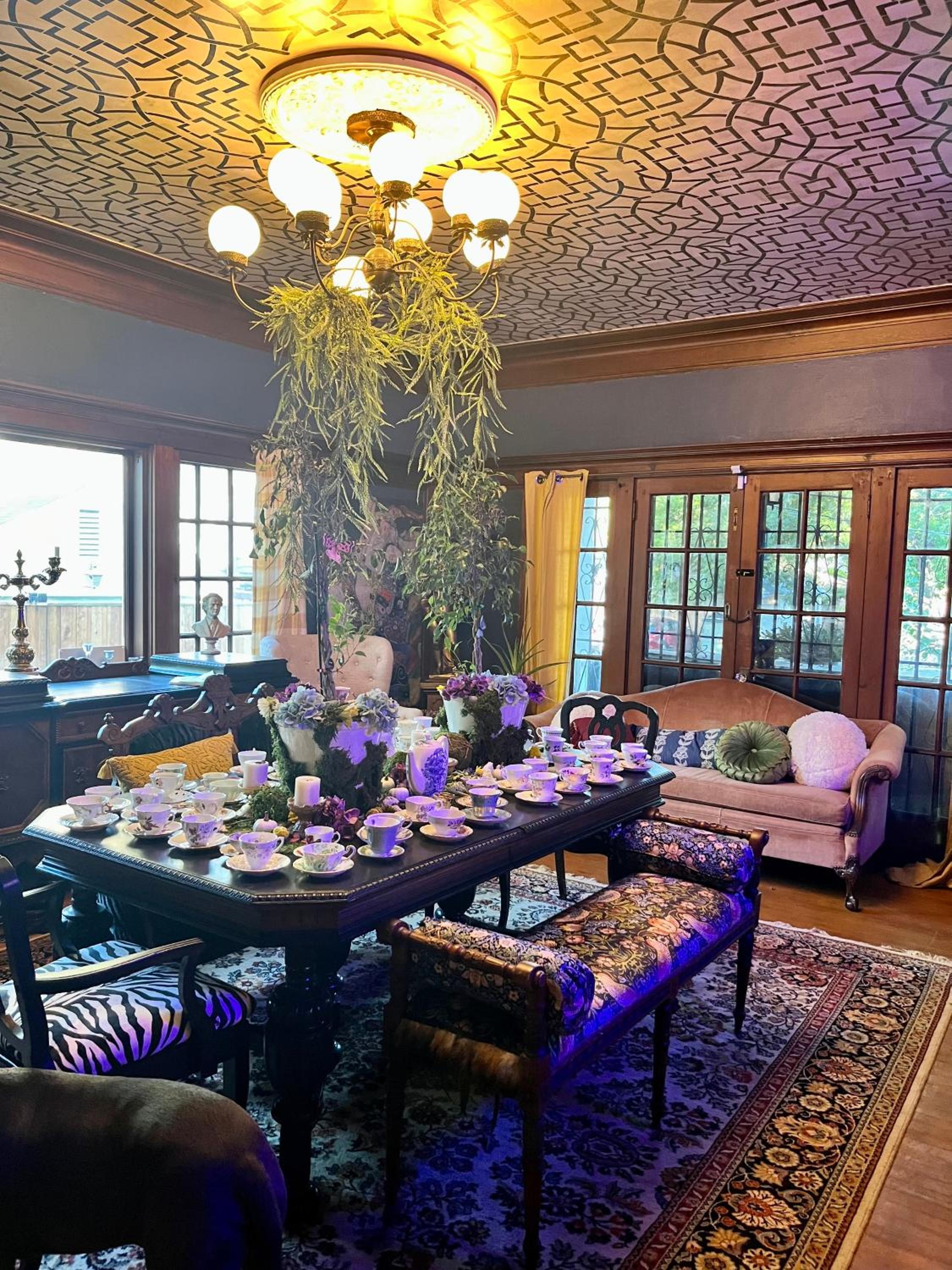 dining