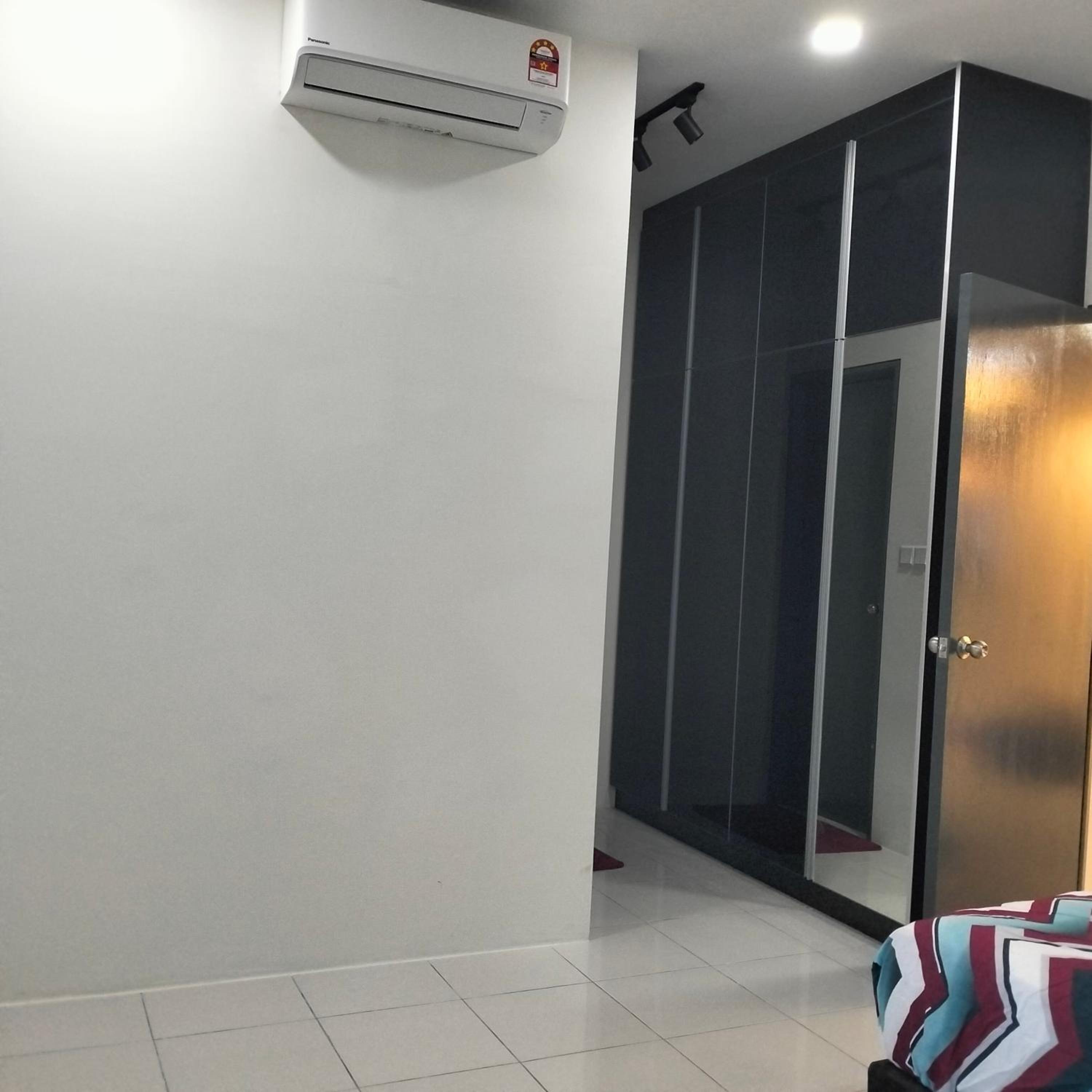 Townhouse, Kita Bayu, Cybersouth