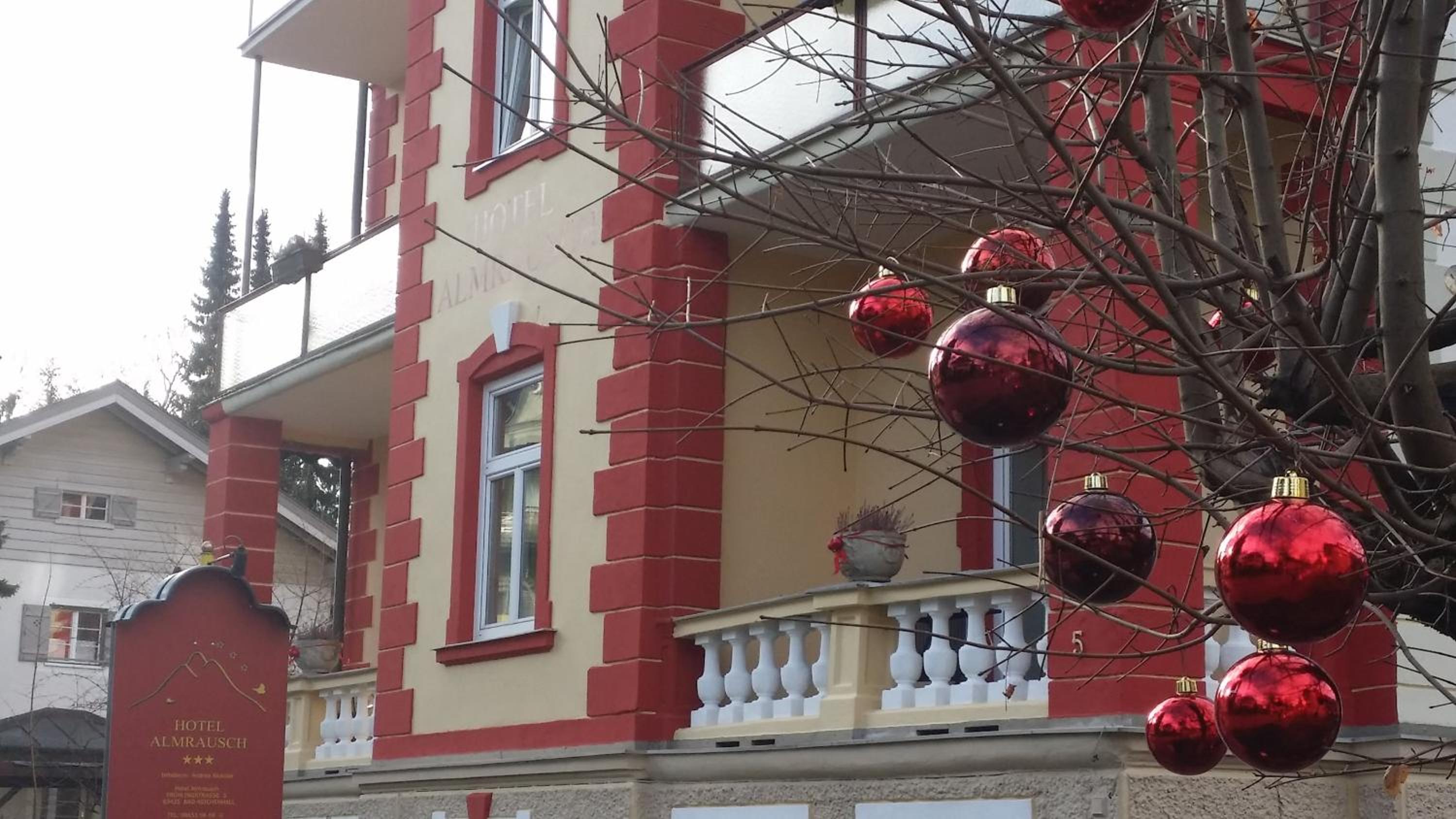 Hotel Almrausch - Image 1