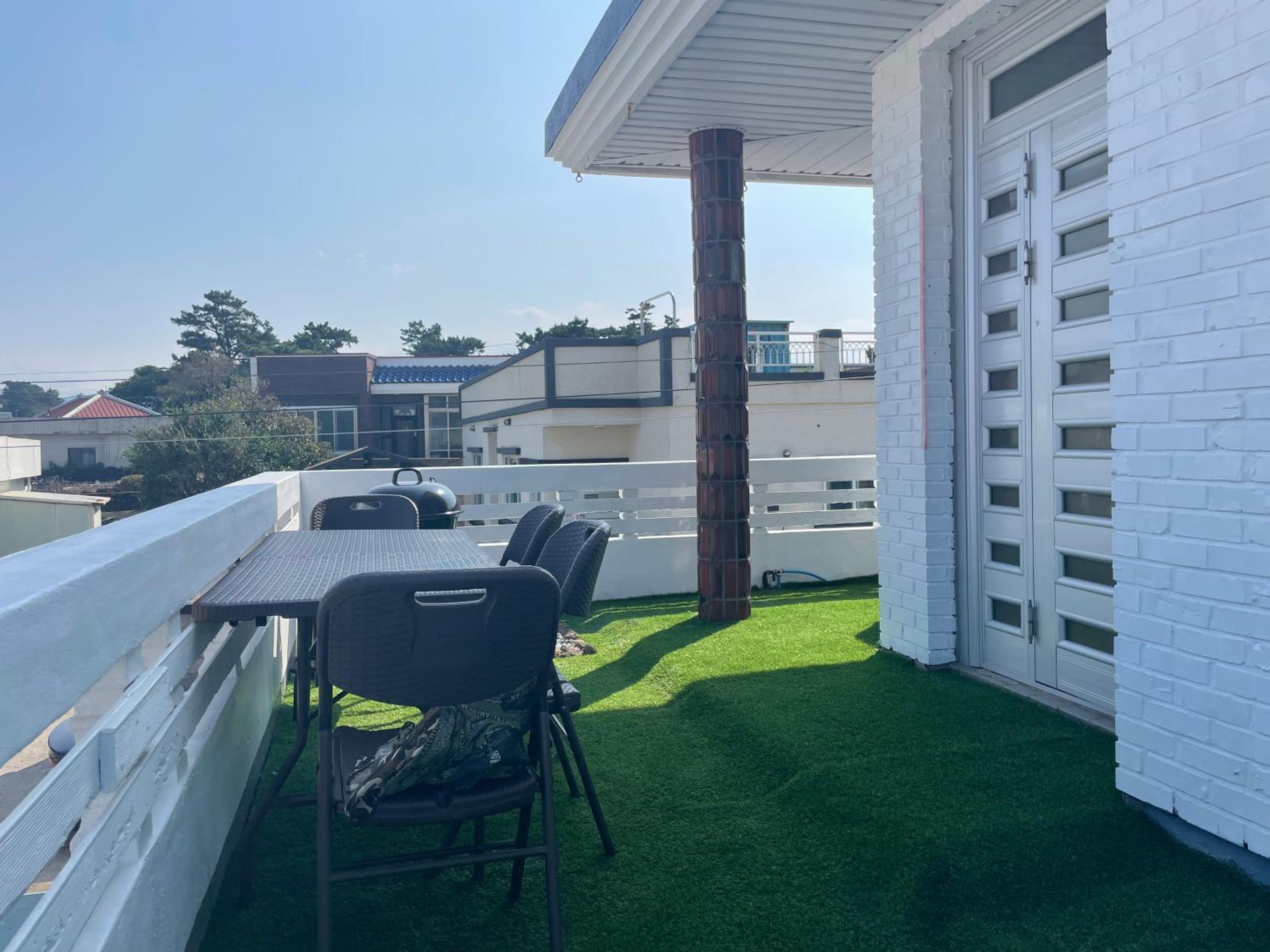 Cozy Sinchon 2548
