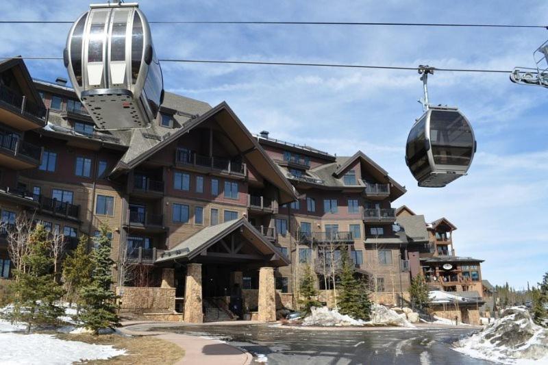 Crystal Peak Lodge 3 Bedroom Ski In, Ski Out Slopeside Condo At The Base Of Peak 7