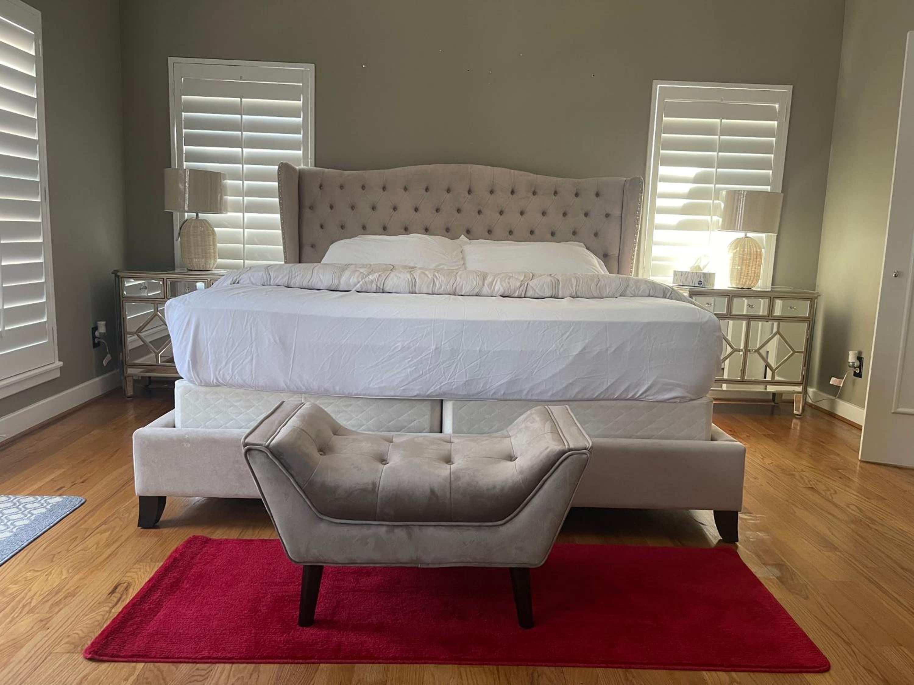 WANDERLUST villa near GALLERIA MALL