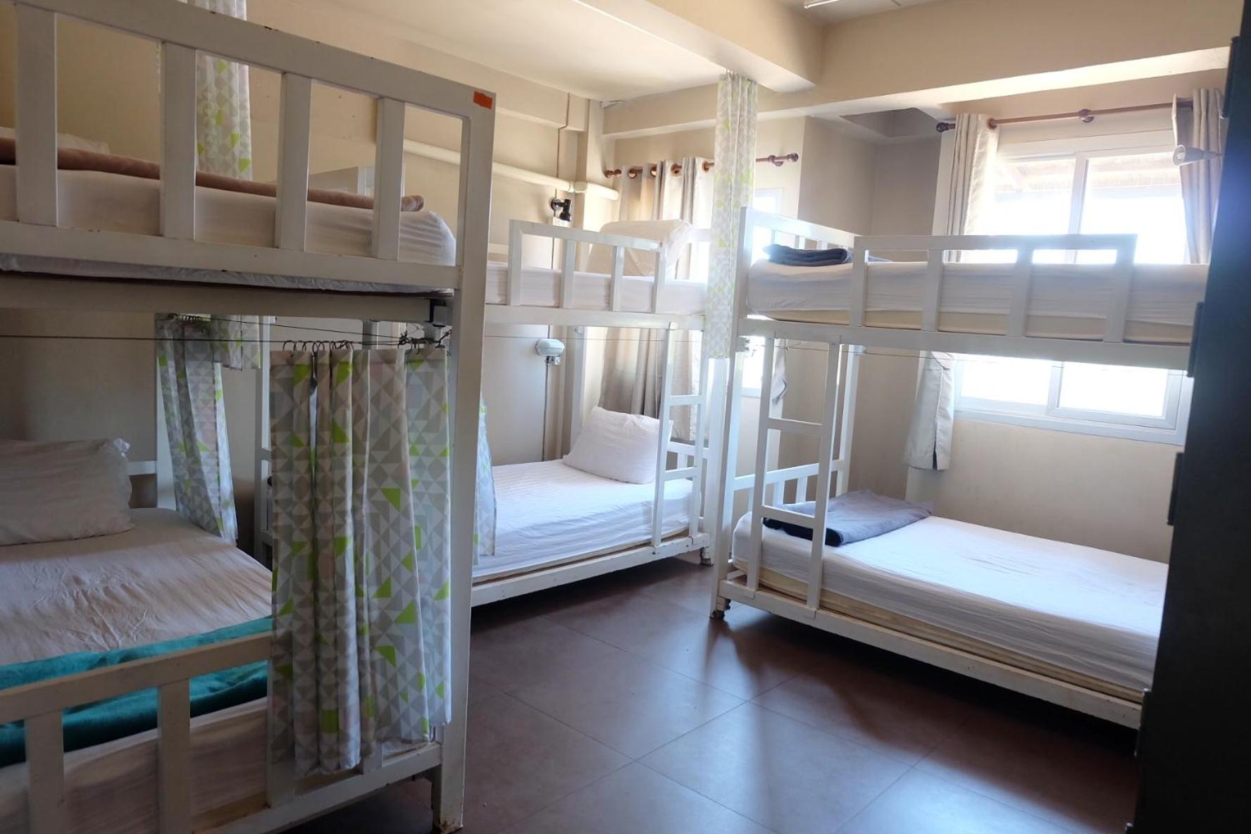 Non La Mer Hostel - Bed & Yoga