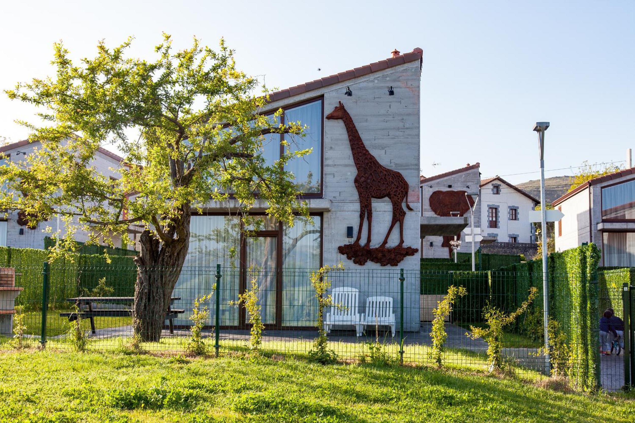 Cabanas La Senda de los elefantes Cabarceno - Property Image 140