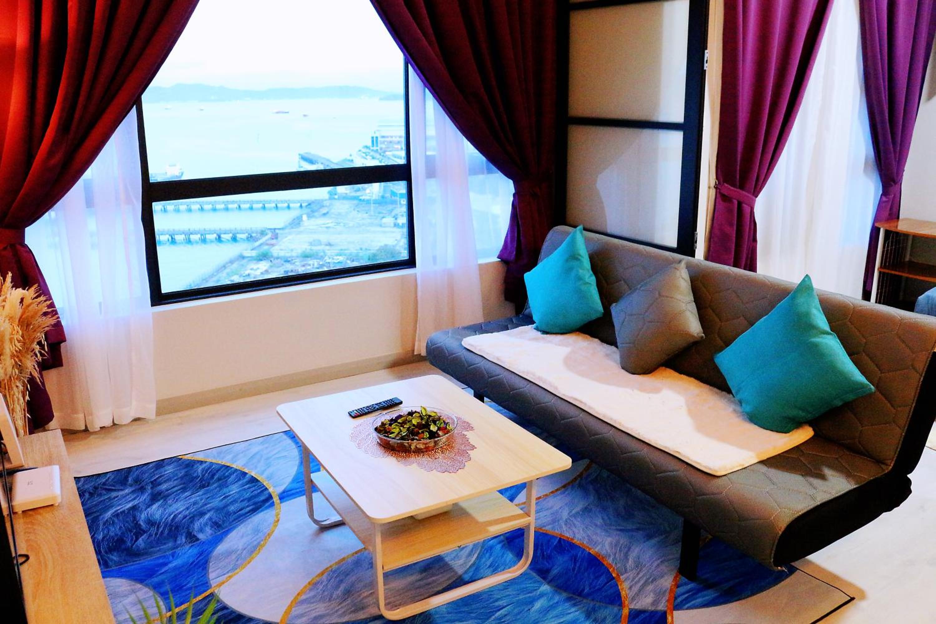 MLH Designer Suites @ Jesselton Quay CityPads