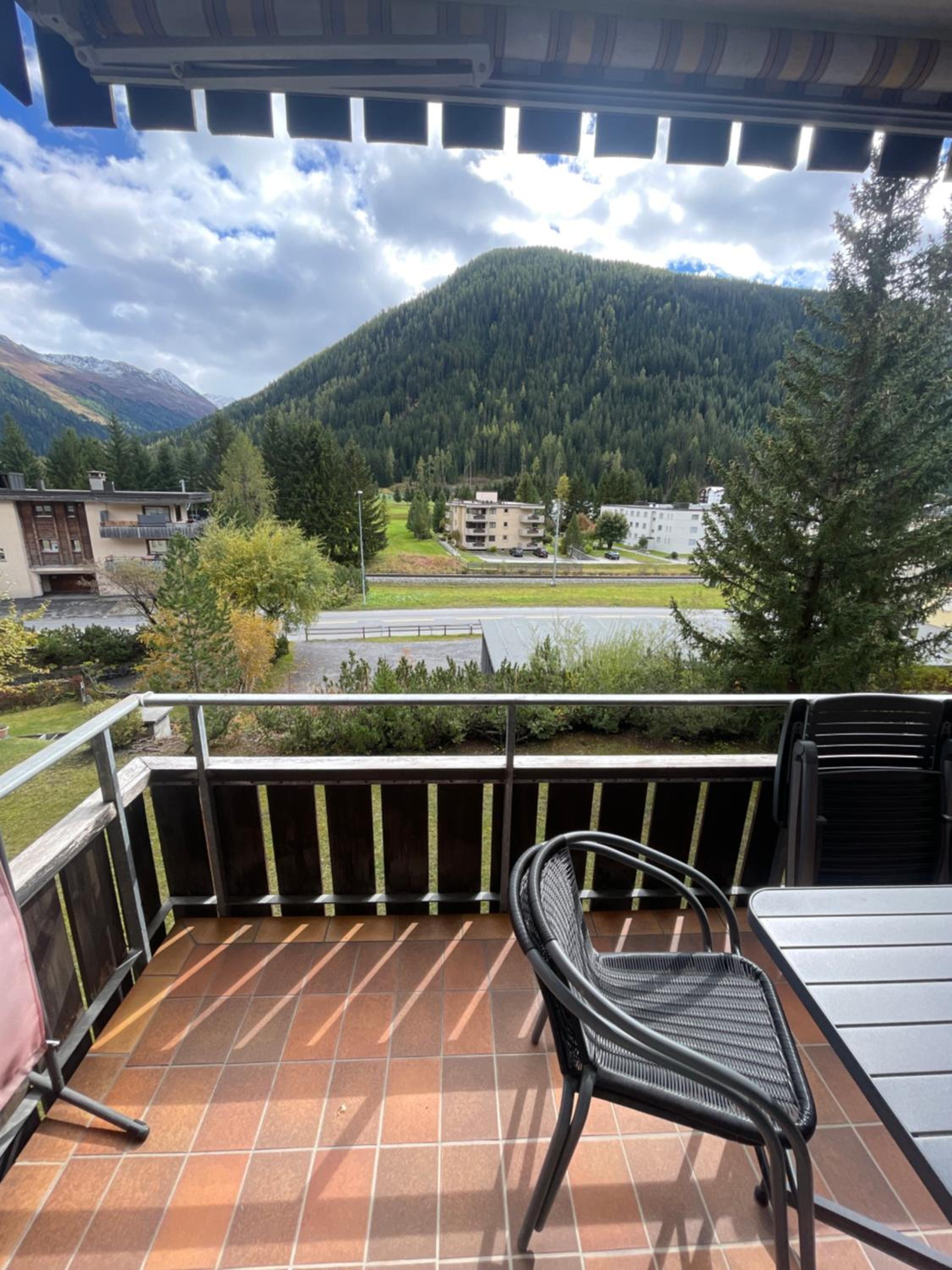 Golfresidenz Apartment Davos view 3