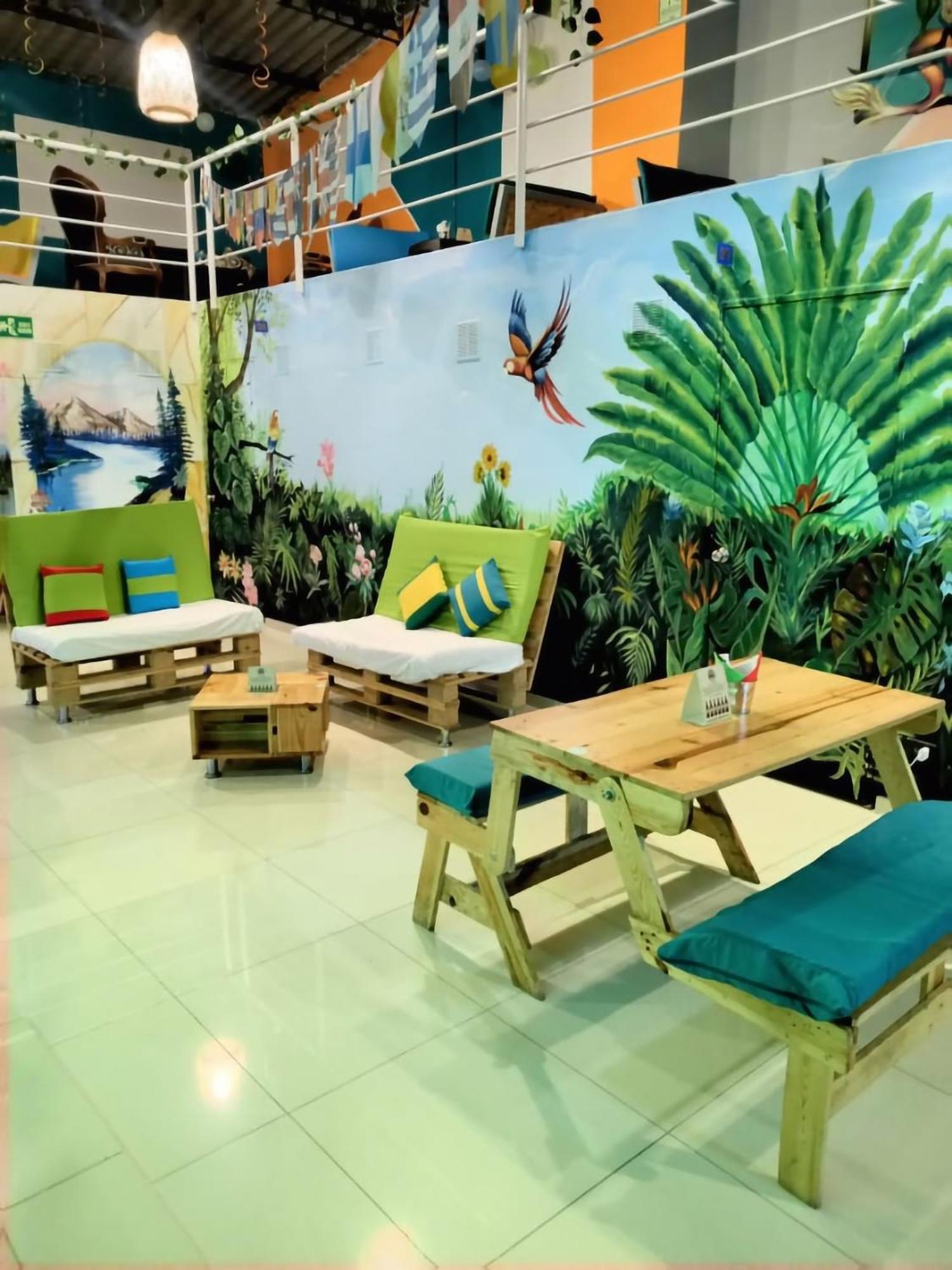 The Mural Hostel Bogotá