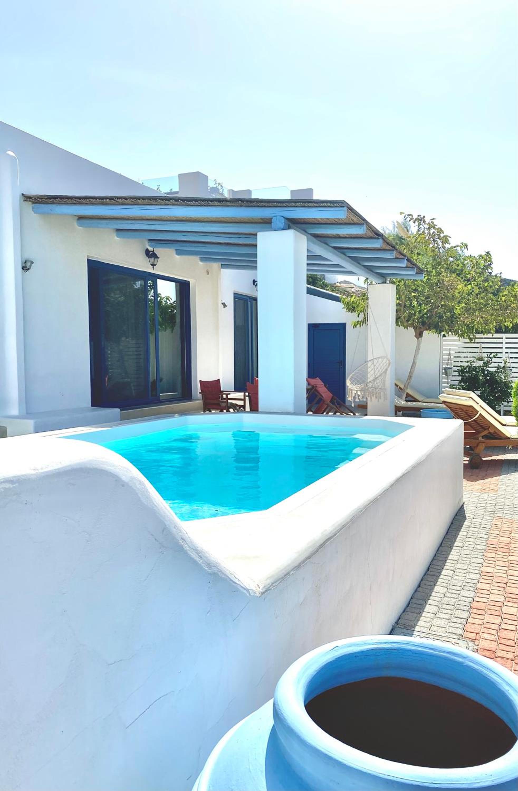 Stelani Villas & Suites view 5