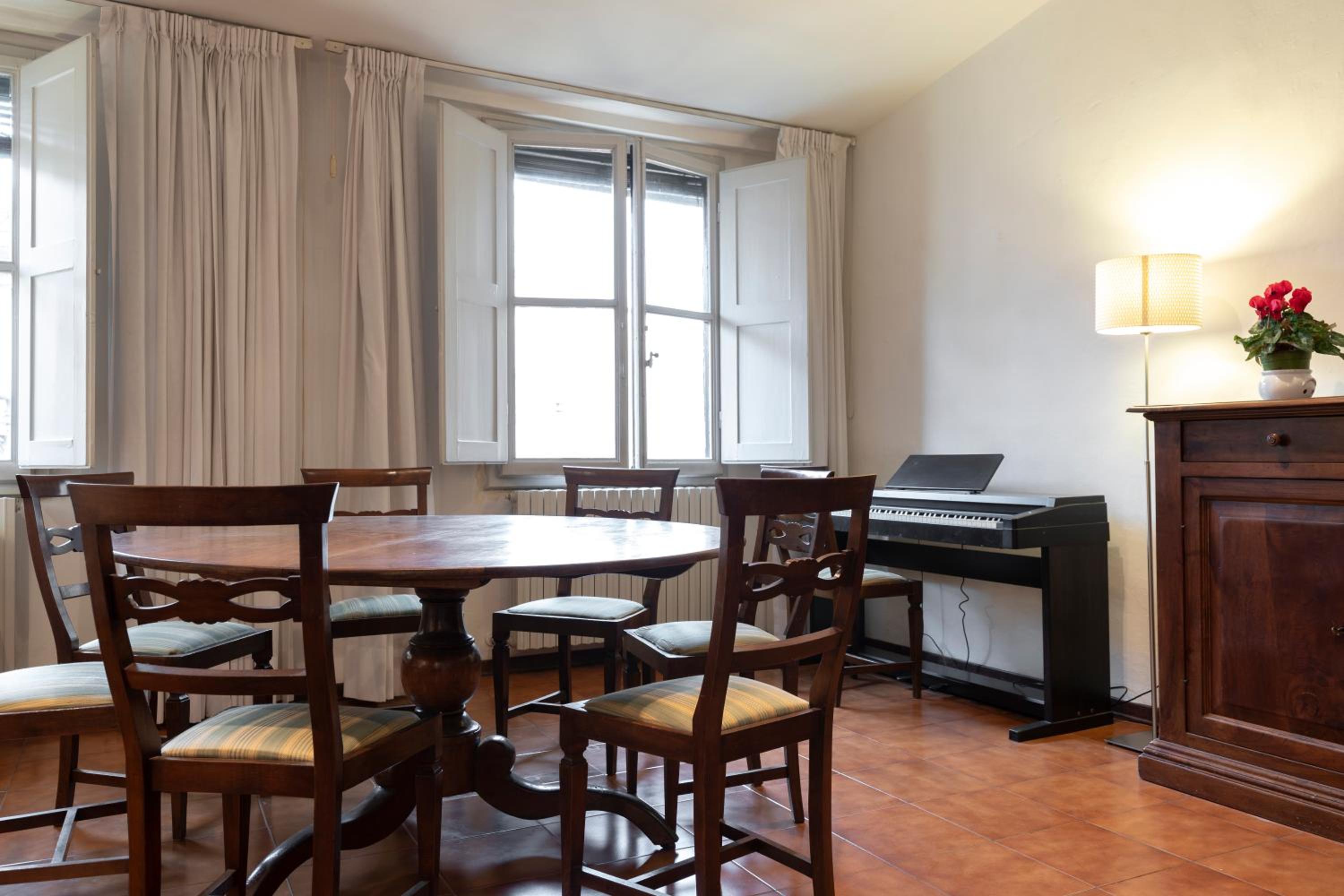 Barbadori Tower Apartment