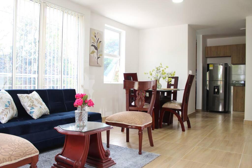 Lindo apartamento con estacionamiento Buga view 2