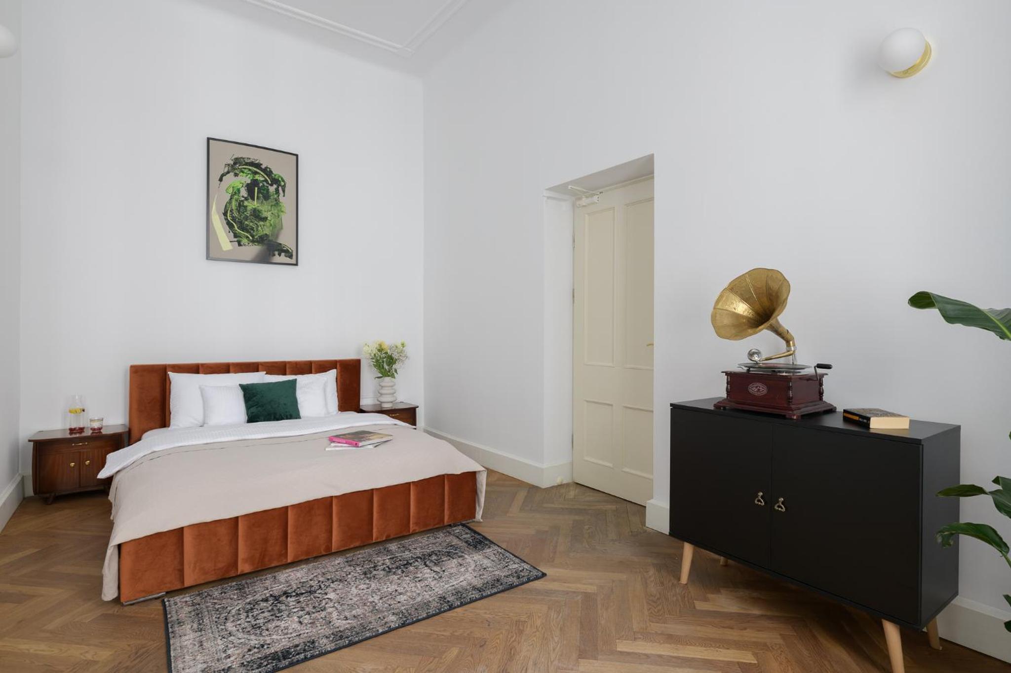 oompH Koszyki Luxurious Apartments view 5