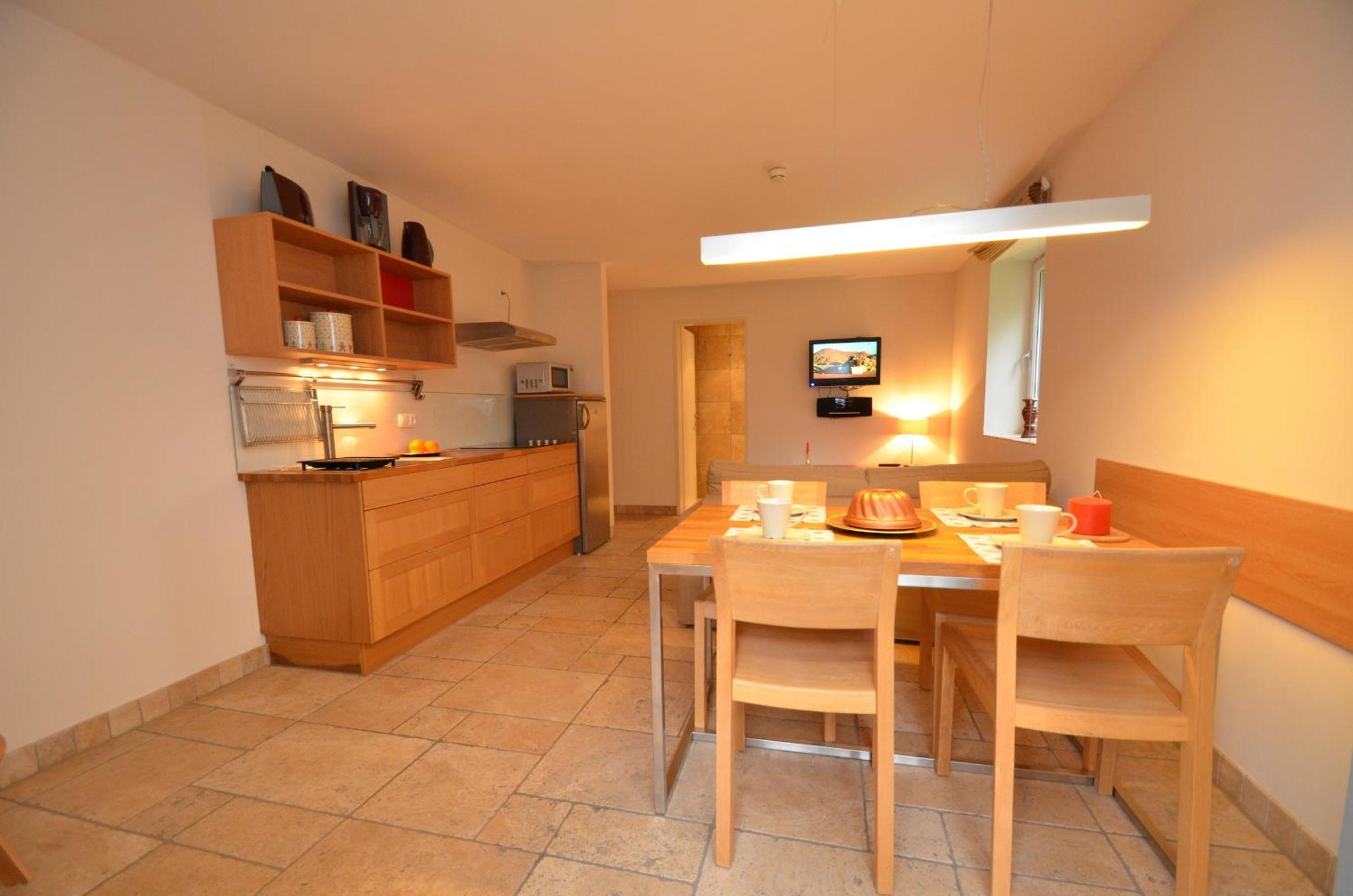 Apartmenthouse 5 Seasons - incl SUMMER CARD by All in One Apartments