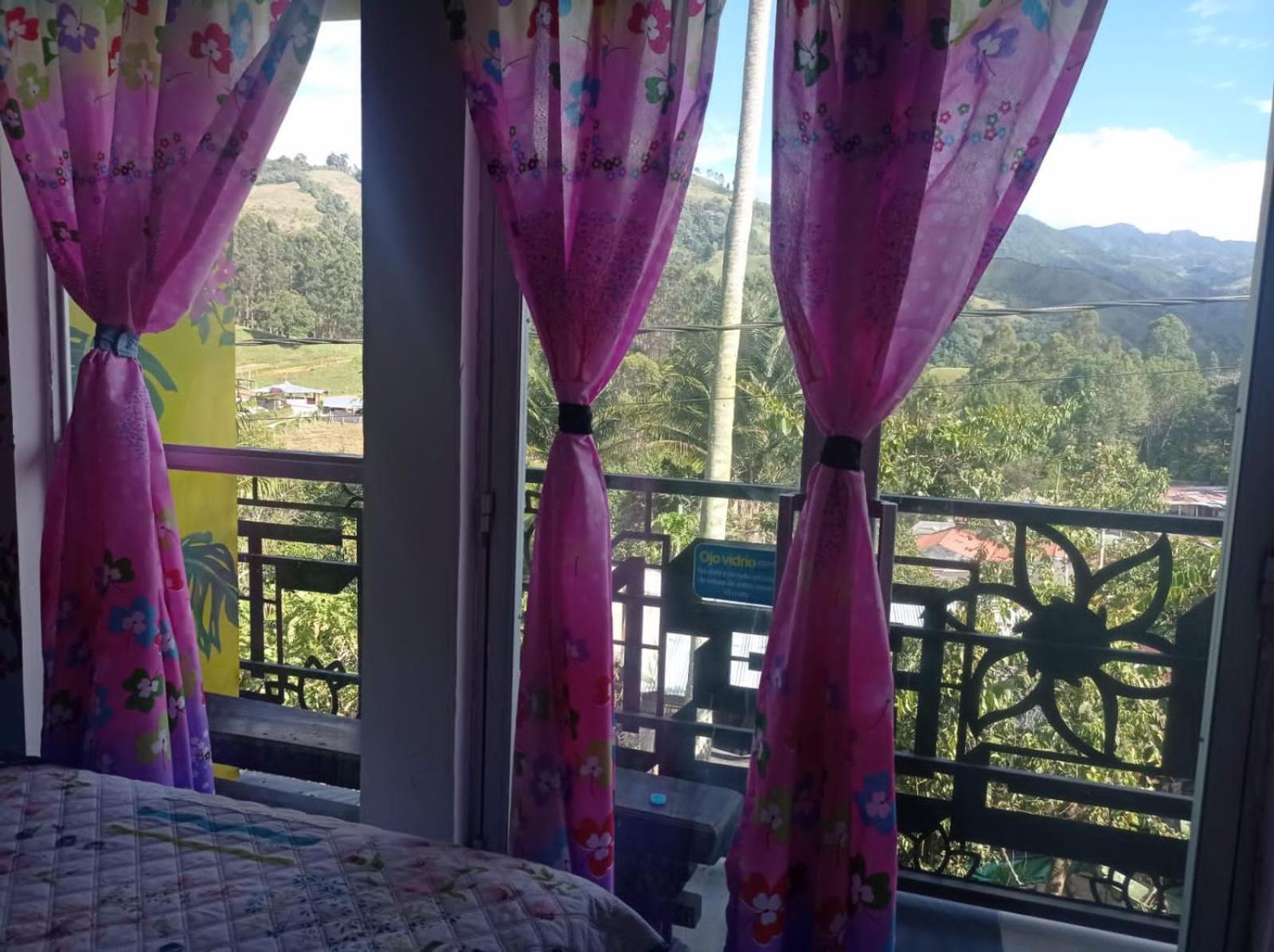 hostal combi