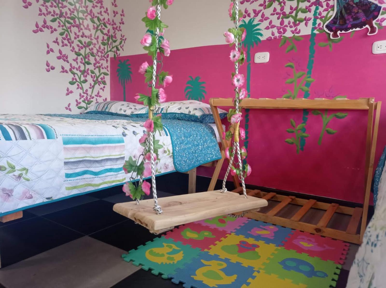 hostal combi