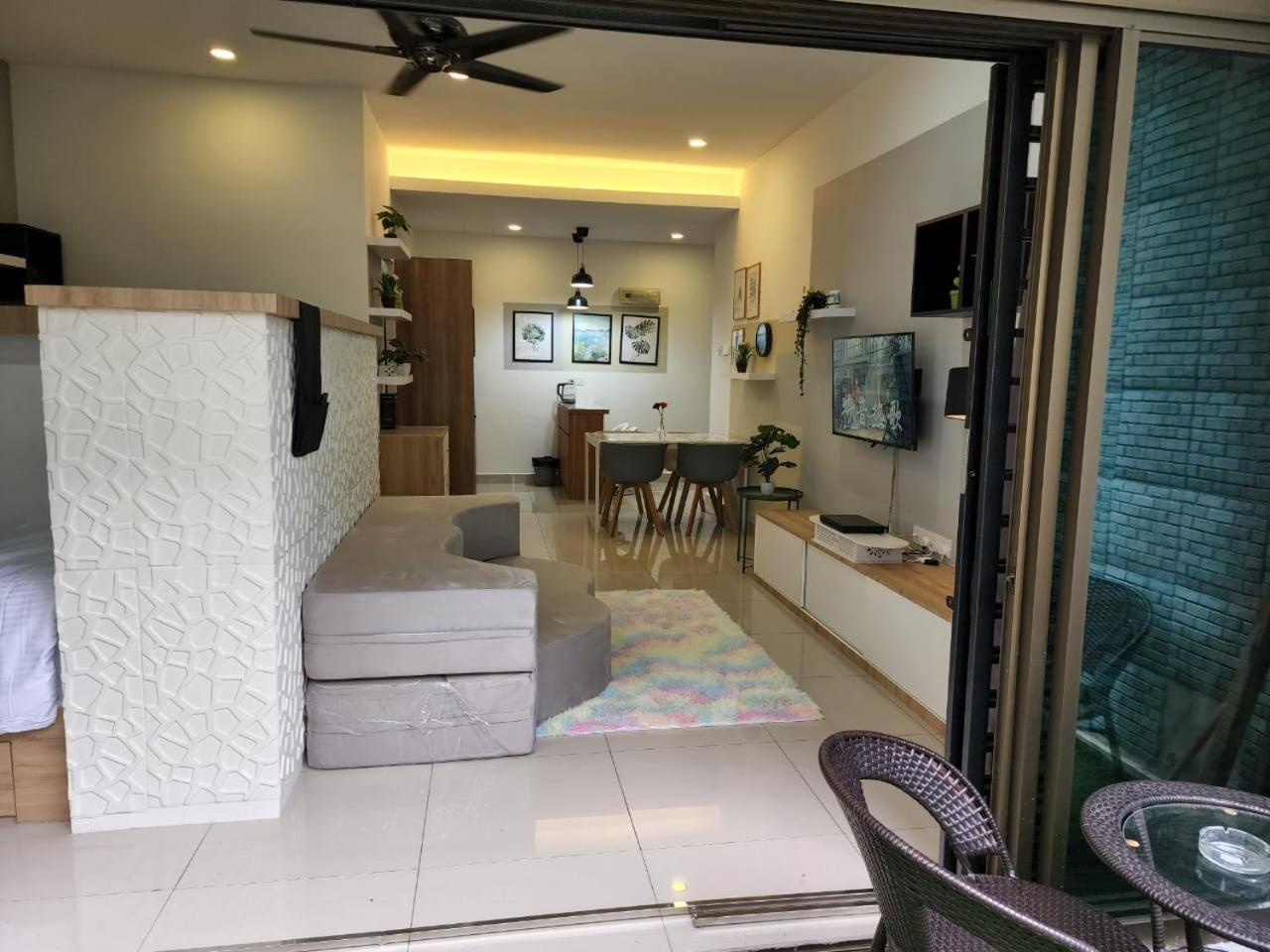Studio with swimming pool access from the patio at Palazio Mount Austin IKEA AEON by GDRAGON HomeStay