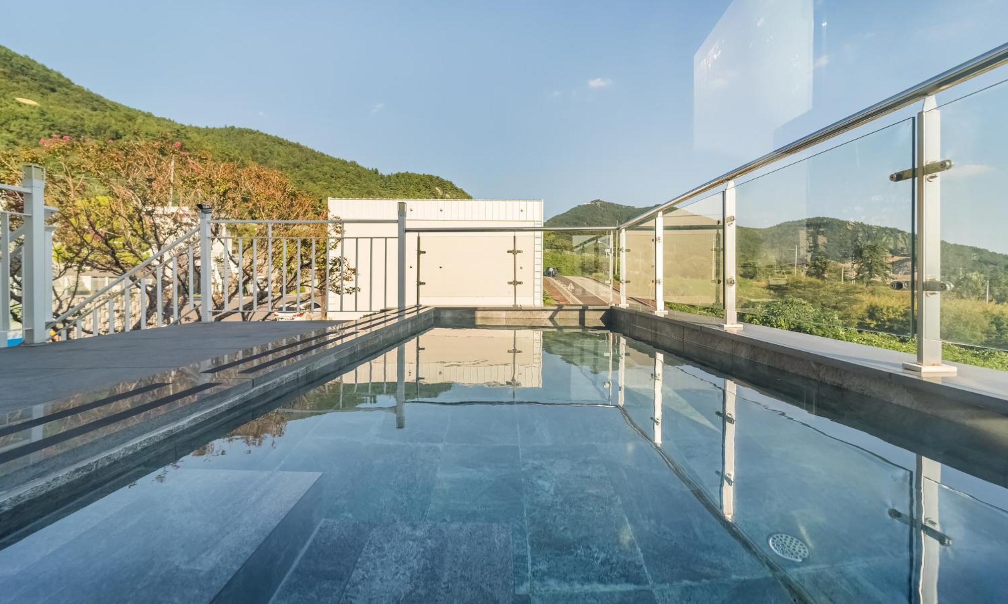 Arte Resort Spa & Pool Villa