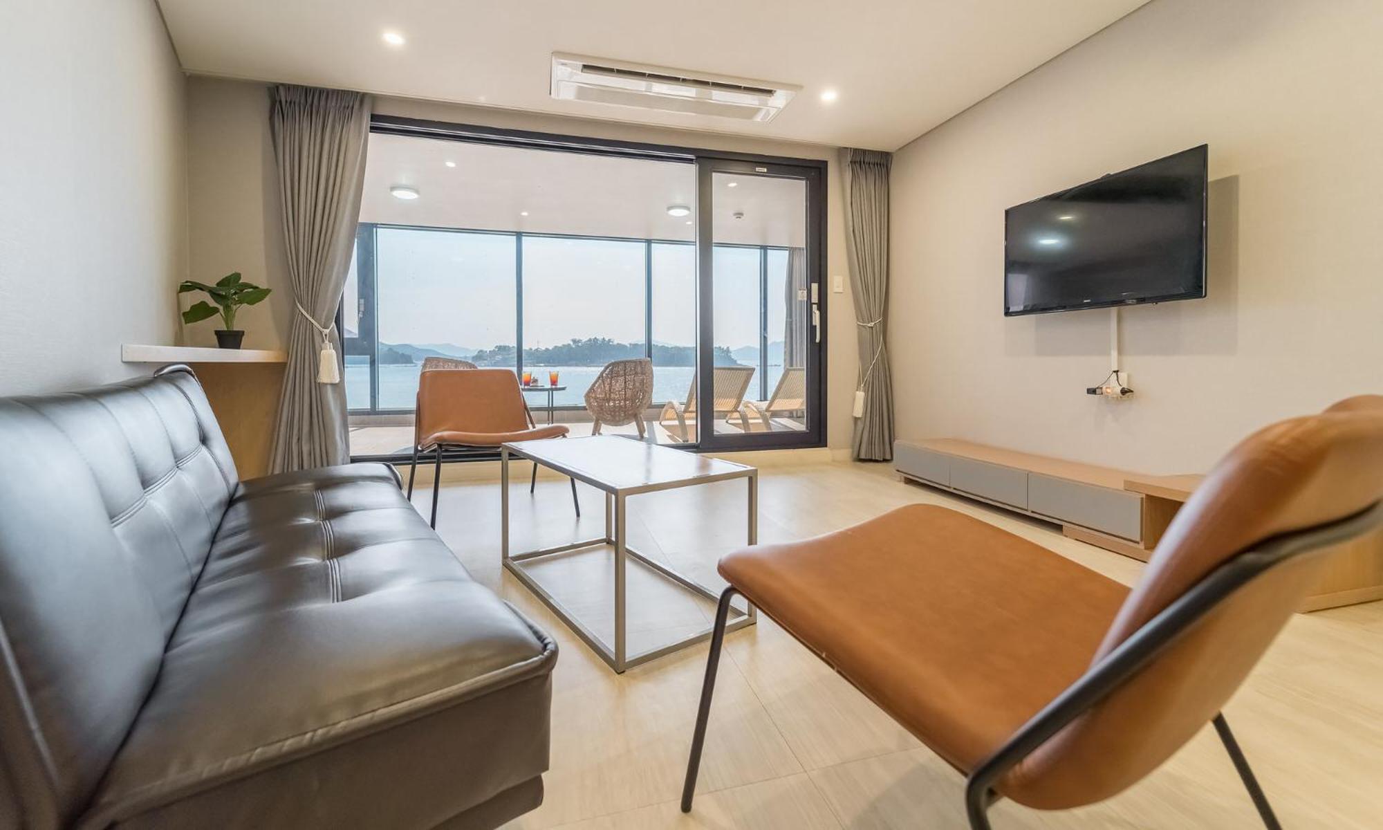 Arte Resort Spa & Pool Villa